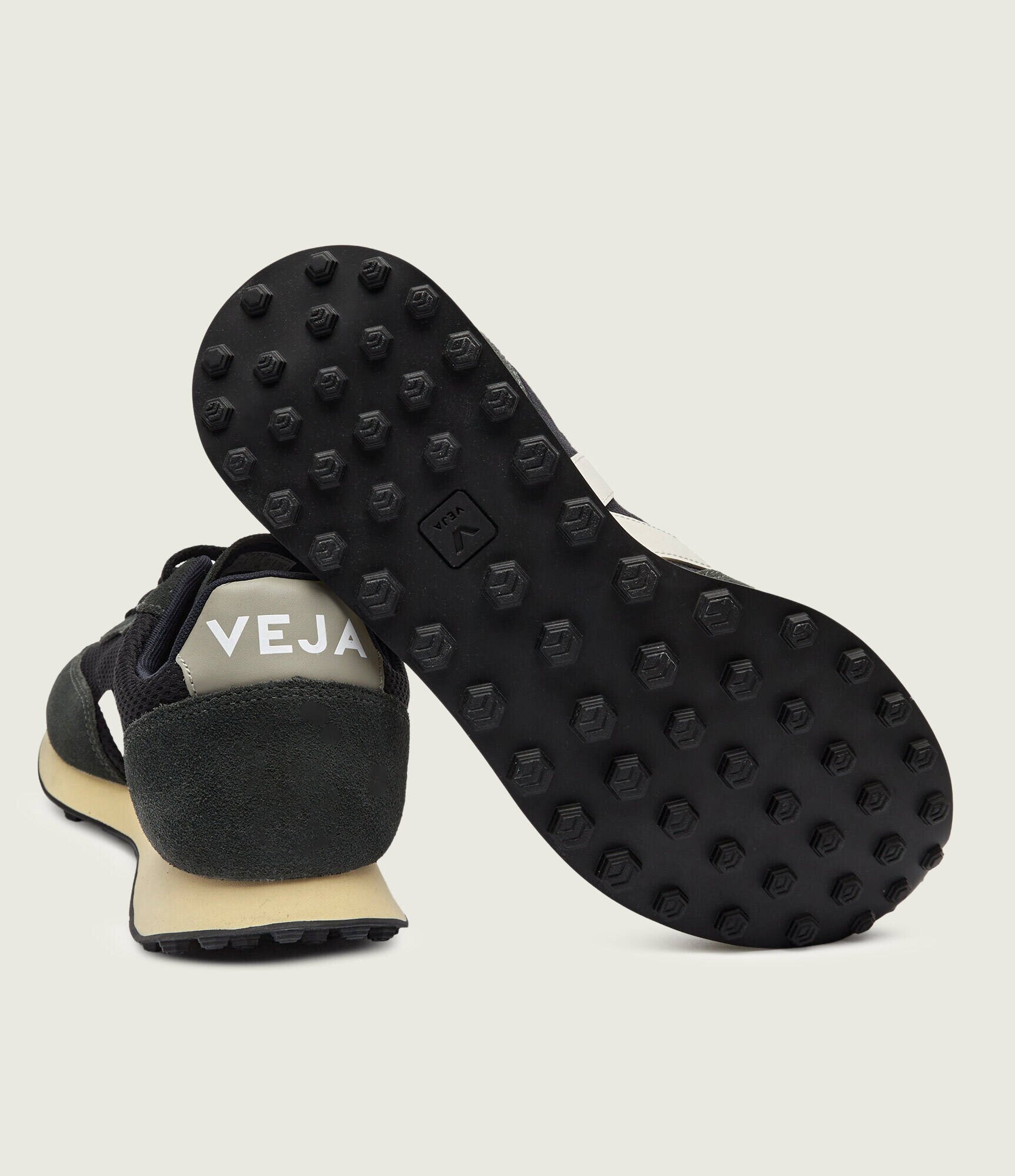 Veja Sneakers Rio Branco cu adaos de piele