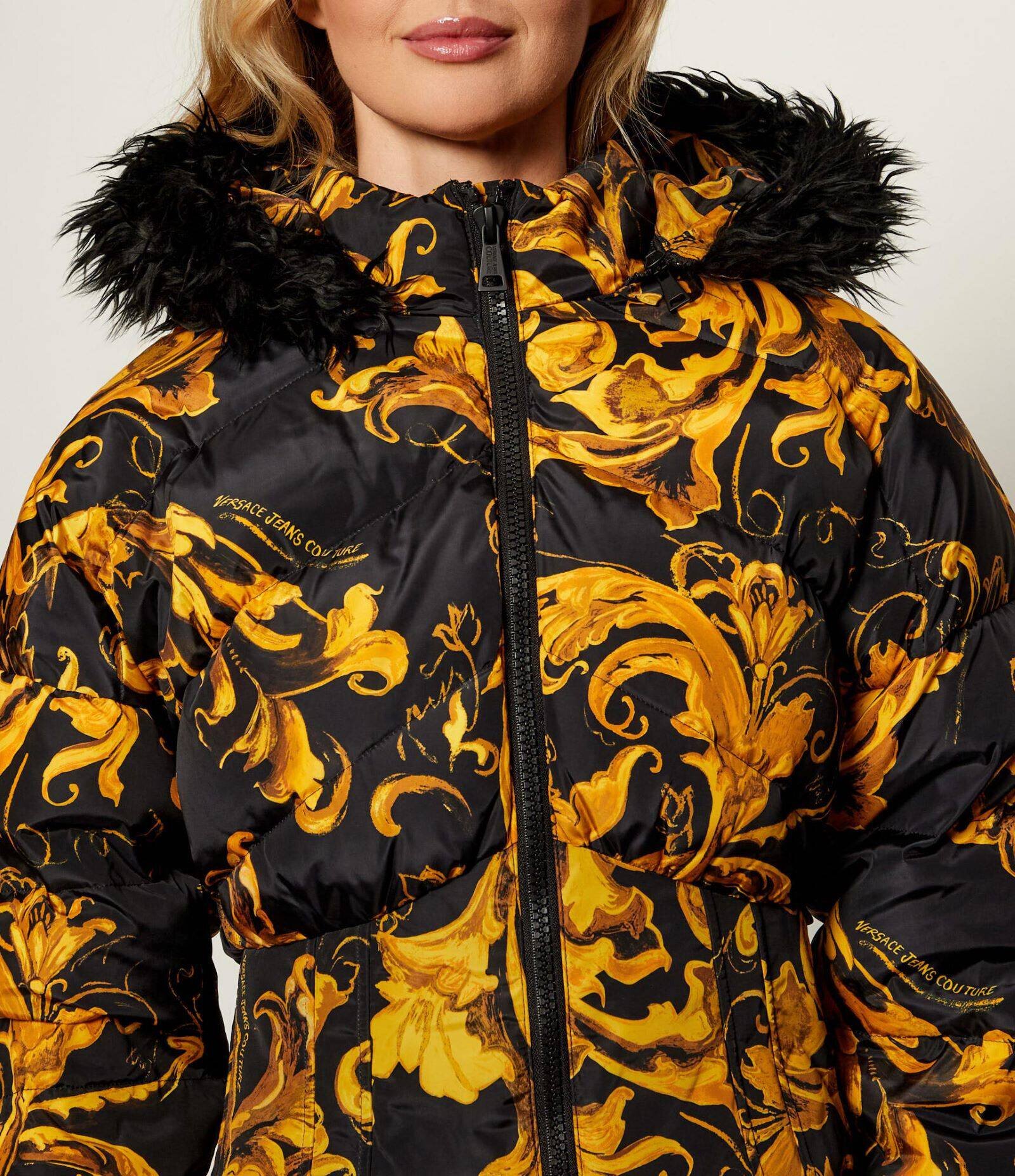 Versace Jeans Couture De puf geacă | Cropped Fit