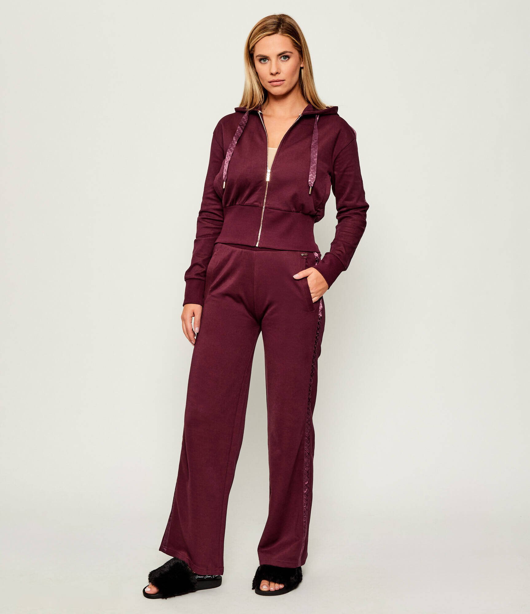 Versace Jeans Couture Papuci de casă Fondo Shelly Dis. 56