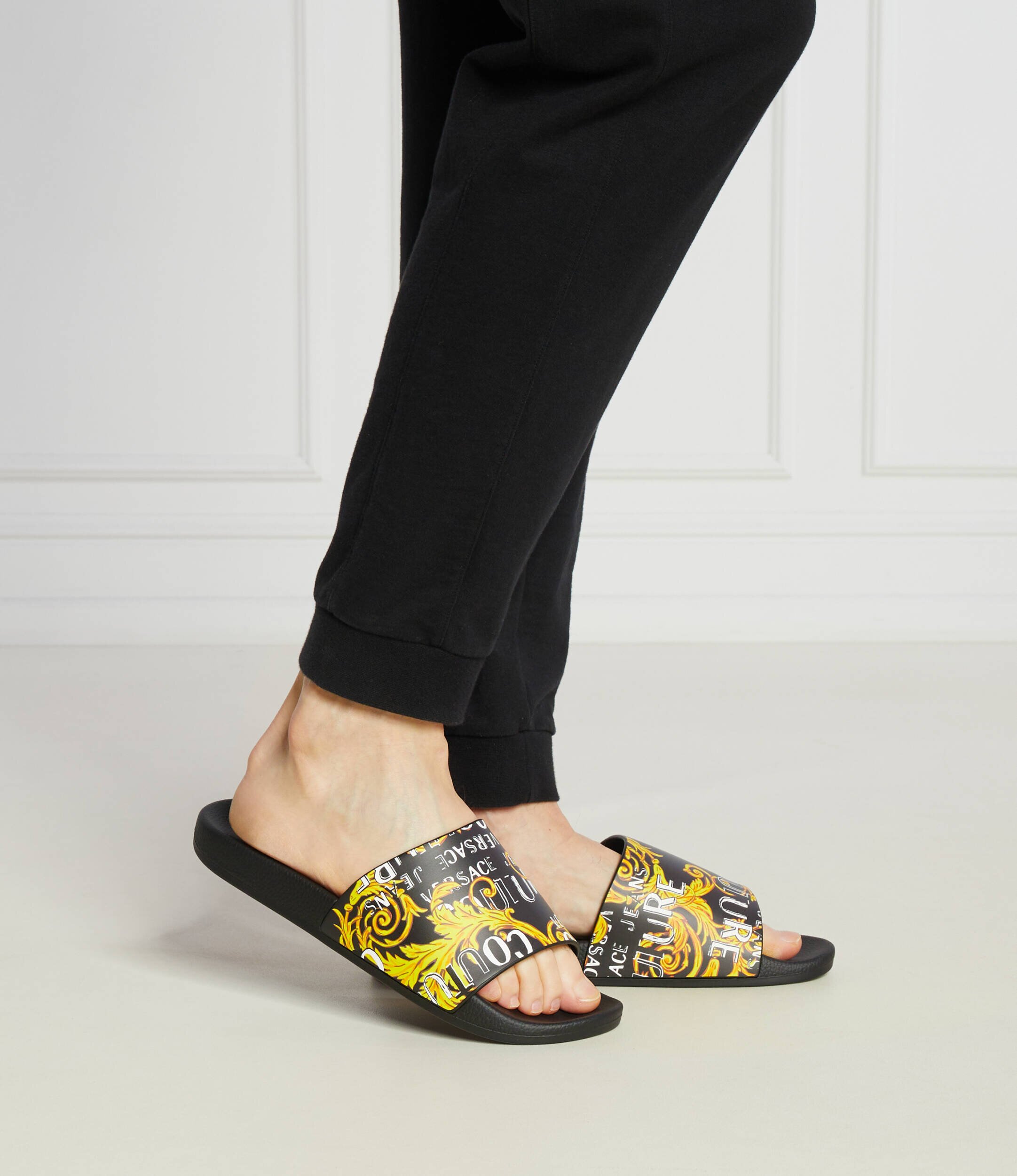 Versace Jeans Couture Șlapi