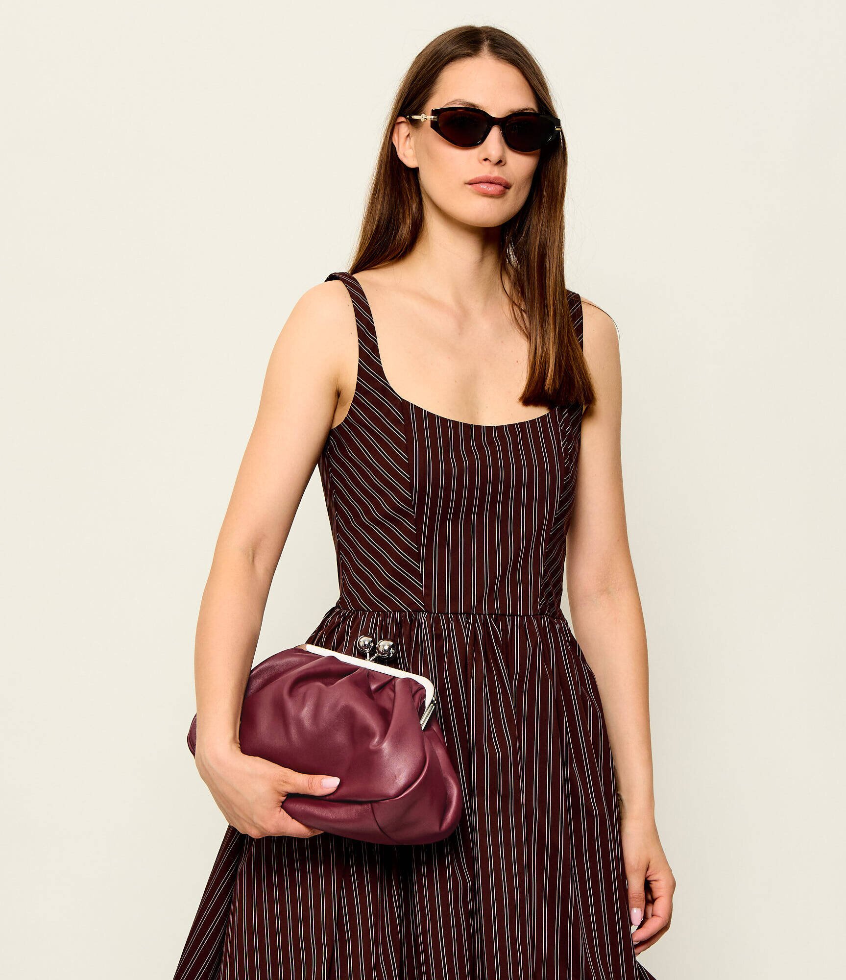 Weekend MaxMara De piele geantă pe umăr Cubico Pasticcino