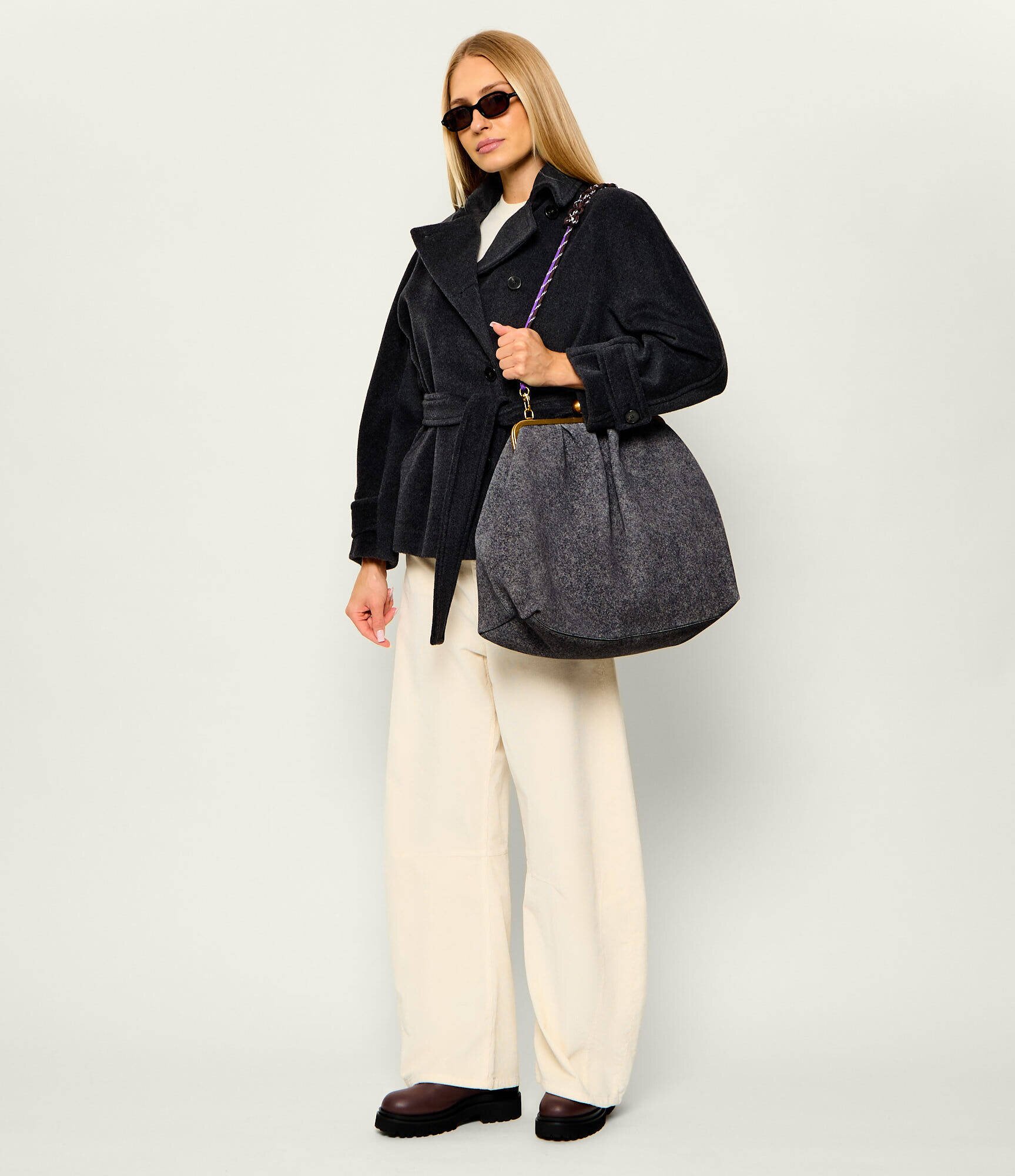 Weekend MaxMara Geantă shopper Wkautile Pasticcino| Weekend Max Mara x Robert Rabensteiner | piele întoarsă