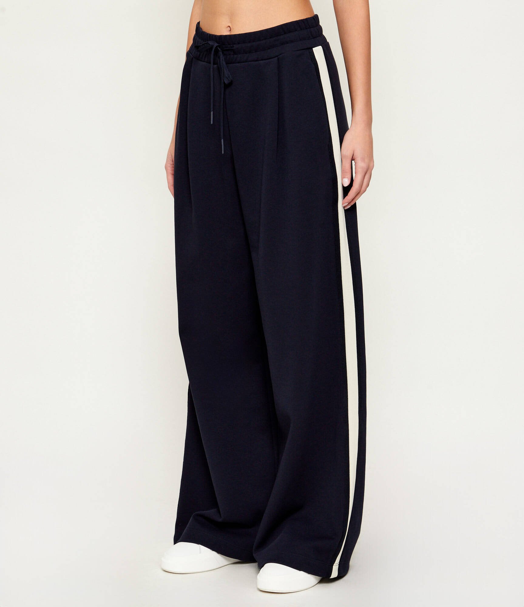 Weekend MaxMara Pantaloni de trening Wkdperdoni | Loose fit