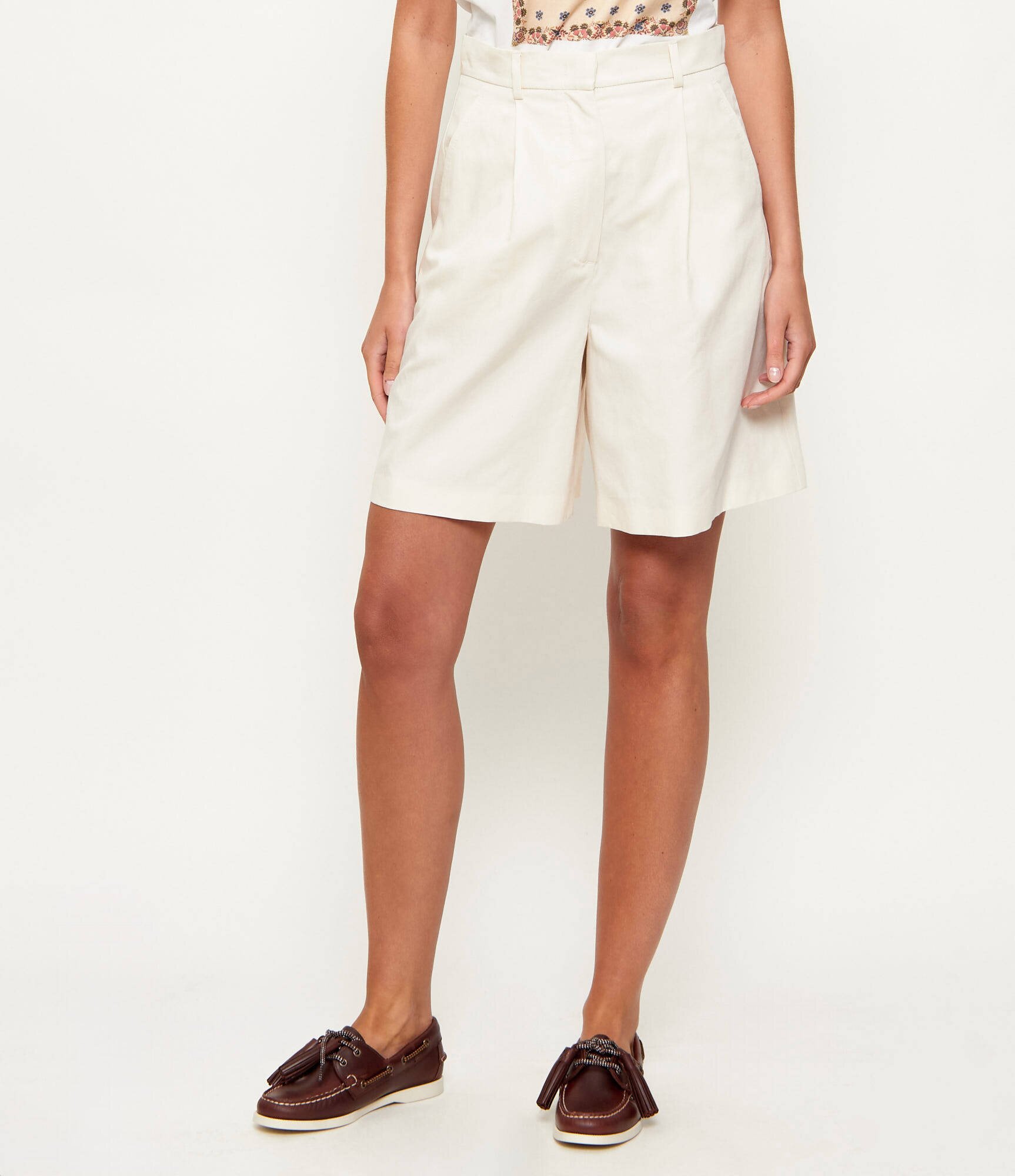 Weekend MaxMara Pantaloni scurți ECUBA | Loose fit | cu adaos de in