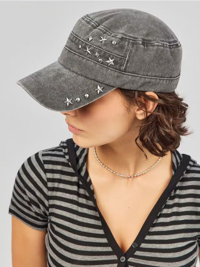House LADIES` PEAKED CAP