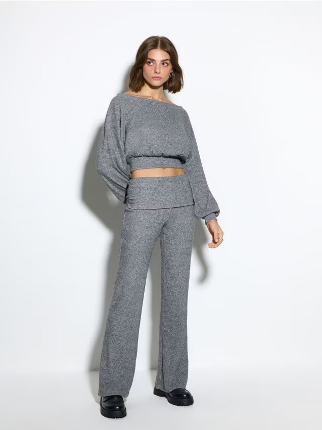 House Pantaloni clopot din tricot