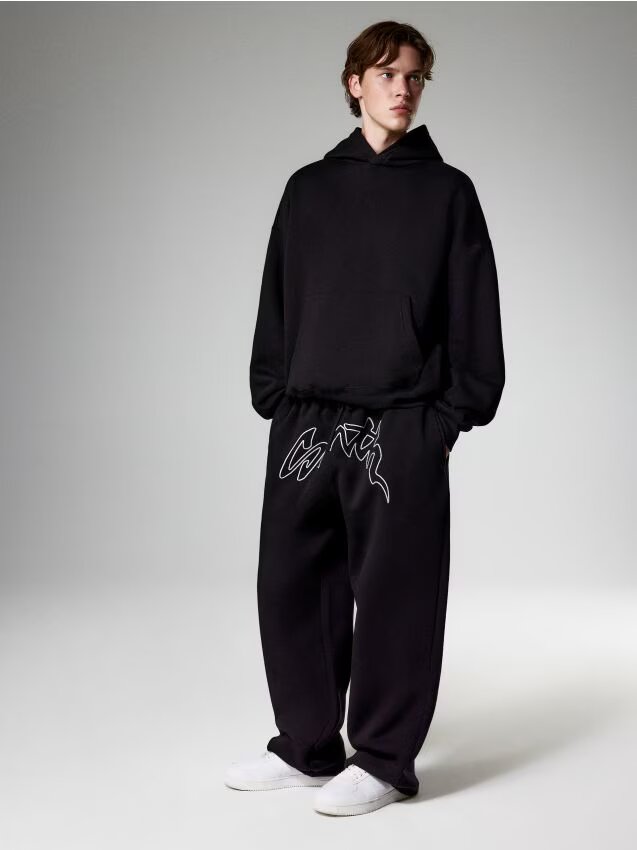 House Pantaloni de trening cu imprimeu