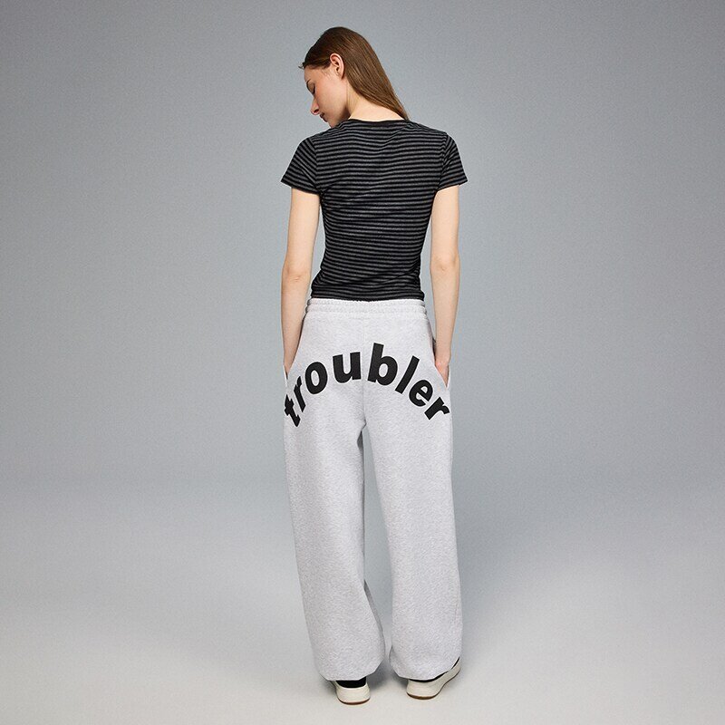 House Pantaloni de trening cu imprimeu