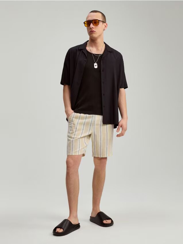 House Pantaloni scurți cu adaos de in
