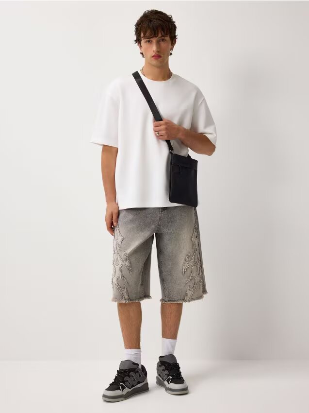 House Pantaloni scurți din denim cu tiv nefinisat