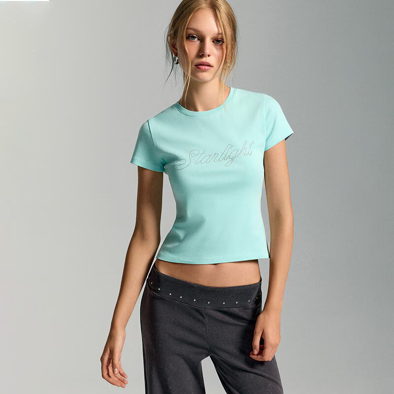 House Tricou cu aplicație