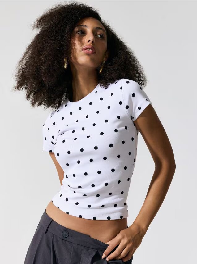 House Tricou cu buline
