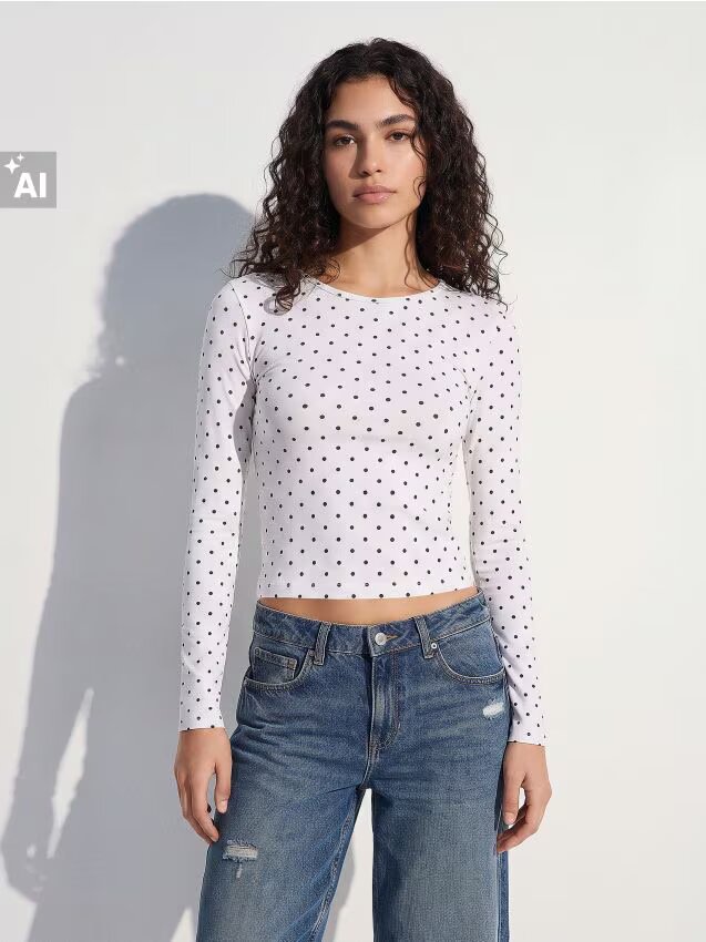 House Tricou în