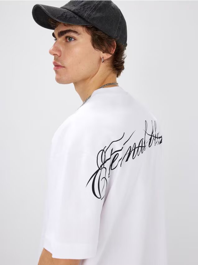 House Tricou cu inscripție