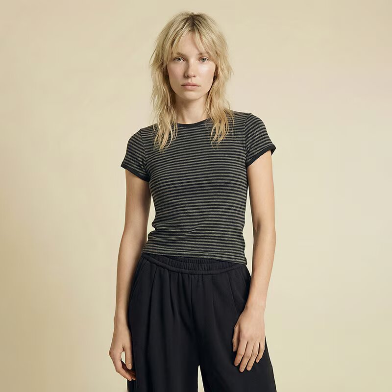 House Tricou în