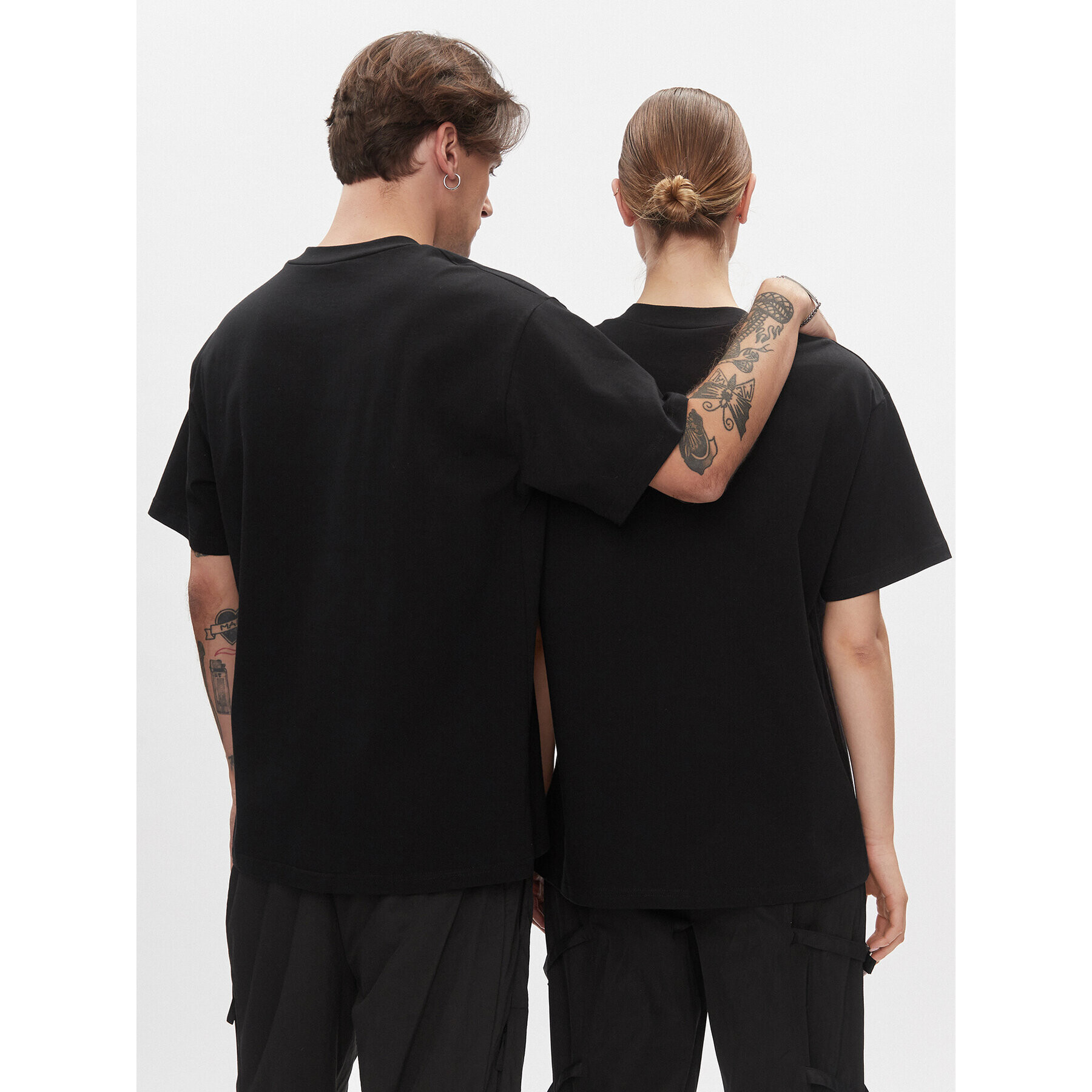 2005 Tricou Unisex Horned Negru Regular Fit - Pled.ro