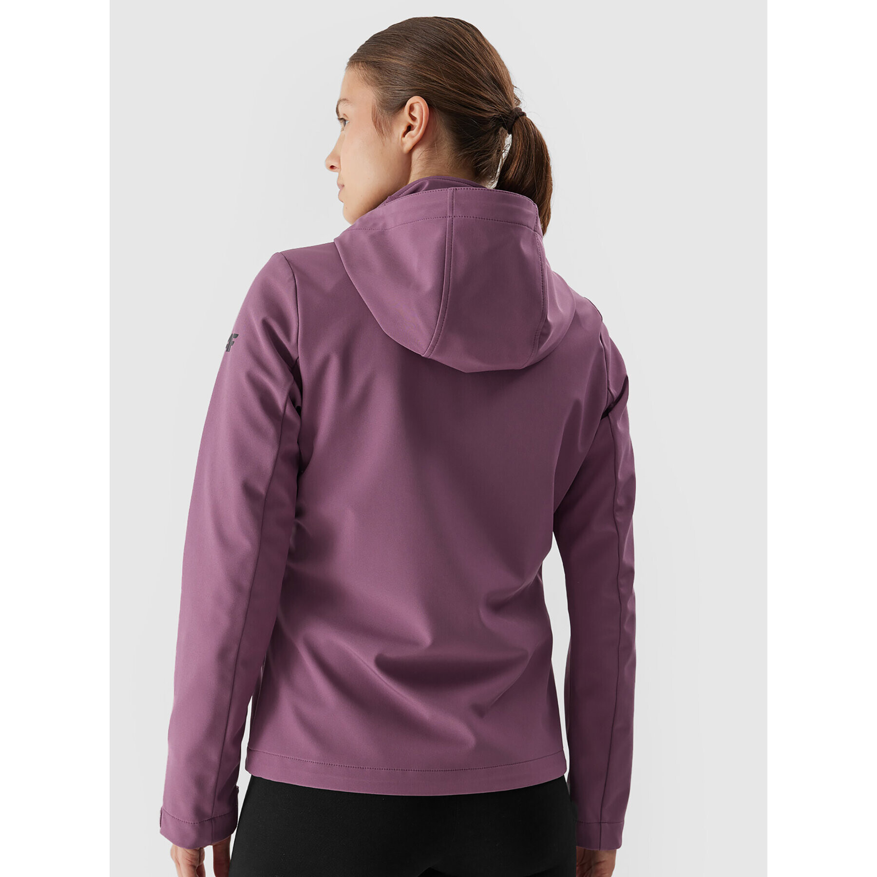 4F Geacă softshell AW23TSOFF152 Roz Slim Fit - Pled.ro