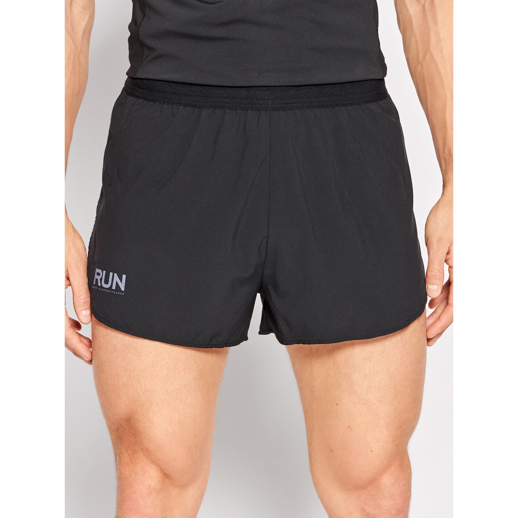 4F Pantaloni scurți sport H4L22-SKMF012 Negru Regular Fit - Pled.ro