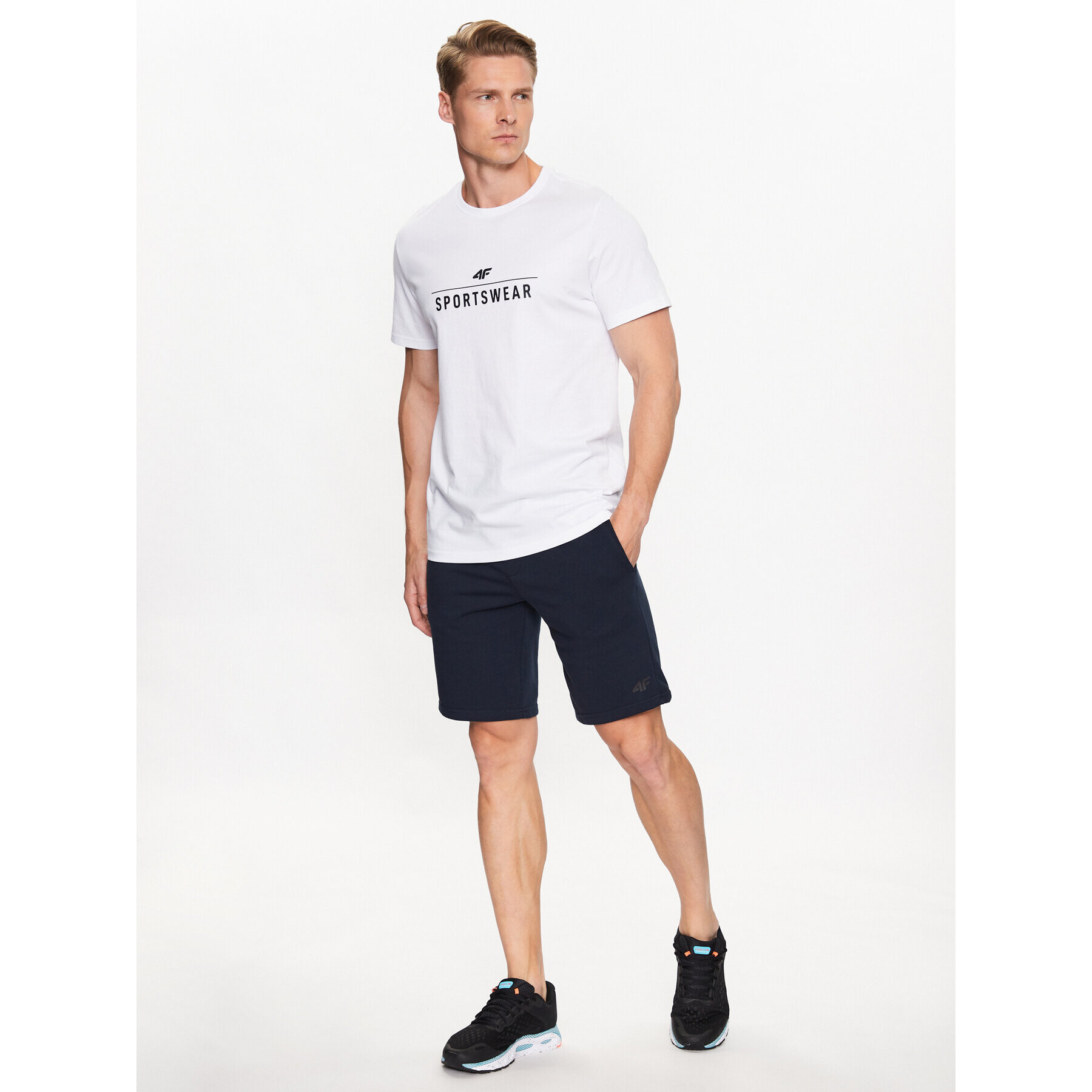 4F Pantaloni scurți sport SS23TSHOM156 Bleumarin Regular Fit - Pled.ro