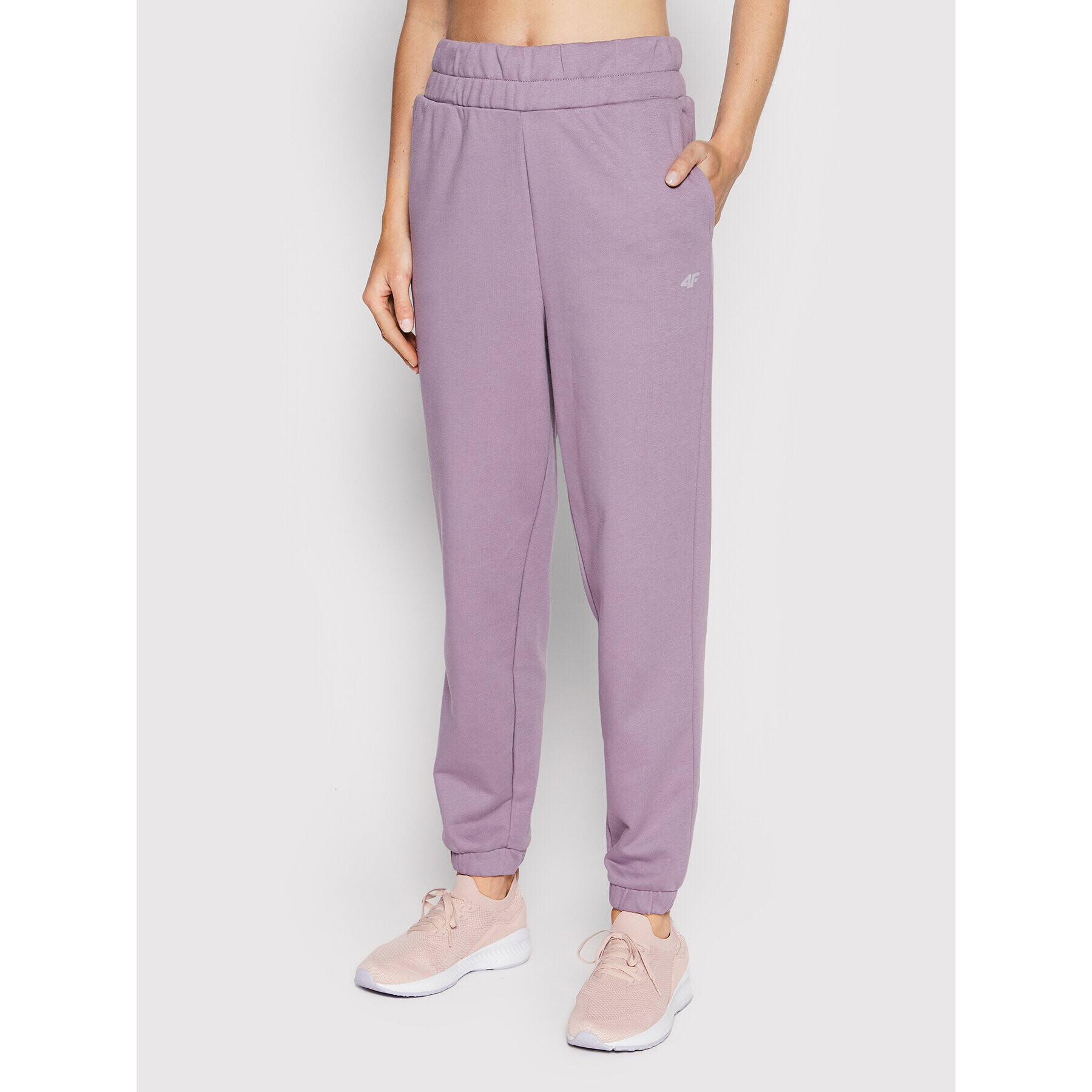 4F Pantaloni trening H4L22-SPDD013 Violet Regular Fit - Pled.ro