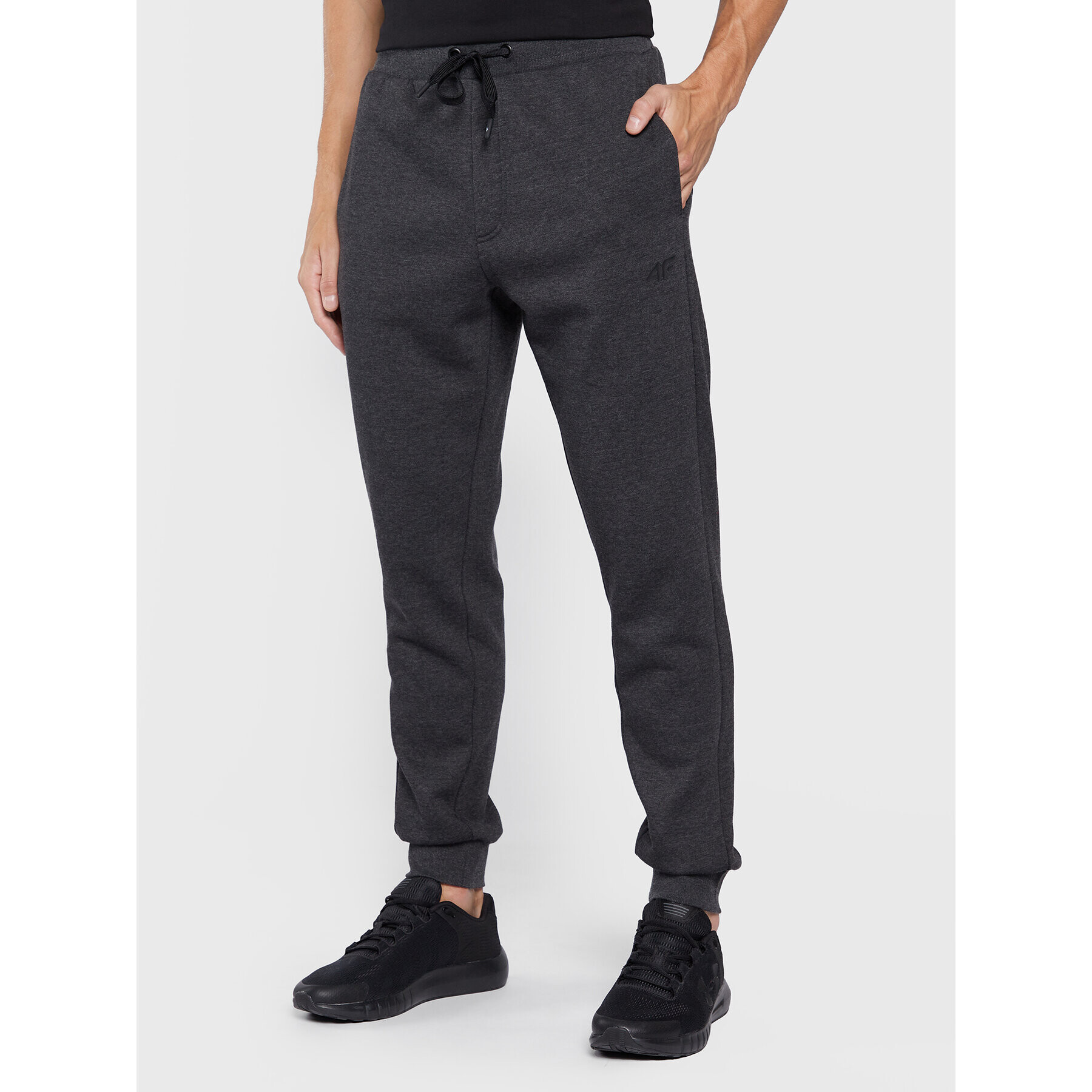 4F Pantaloni trening H4Z22-SPMD351 Gri Regular Fit - Pled.ro