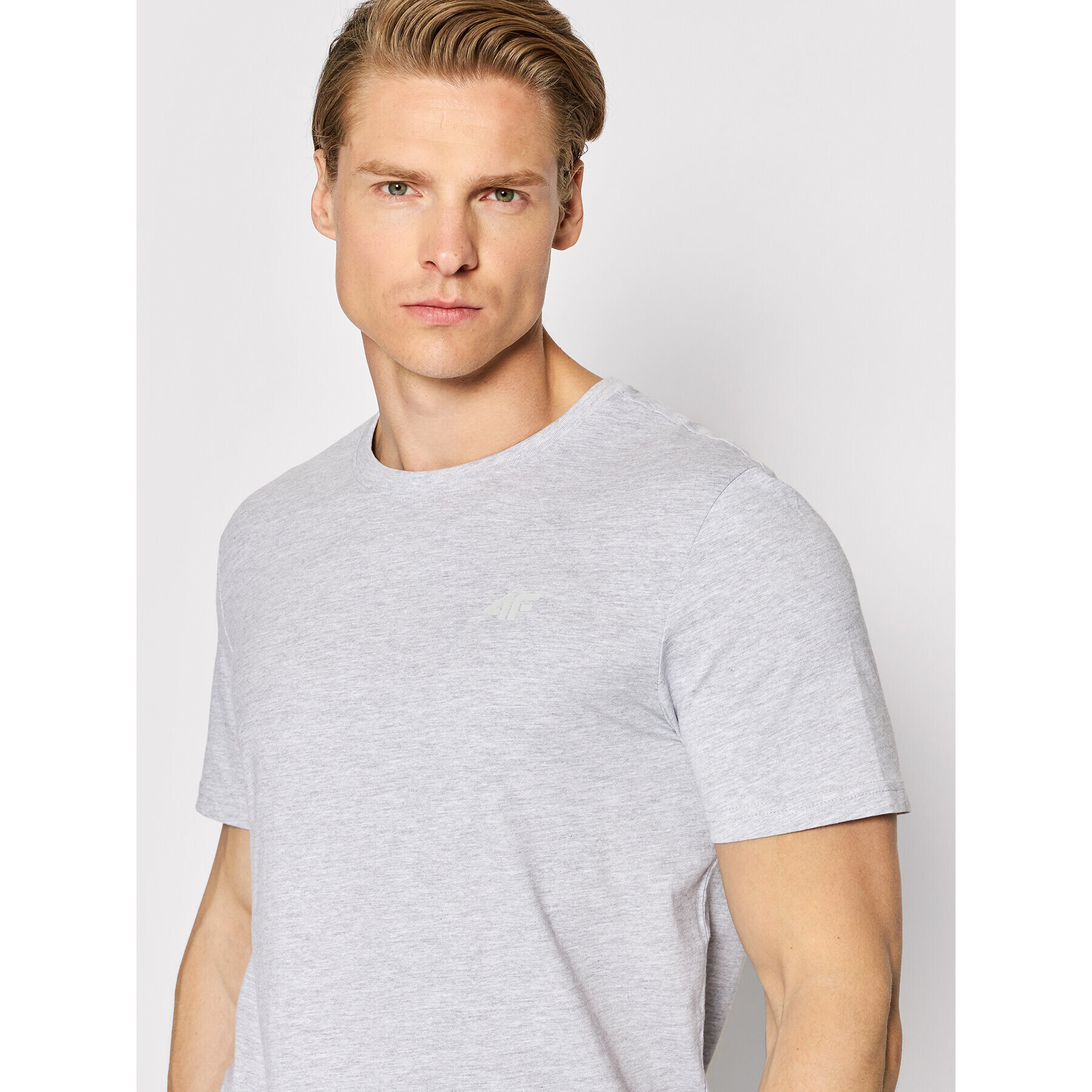 4F Tricou H4L22-TSM352 Gri Regular Fit - Pled.ro