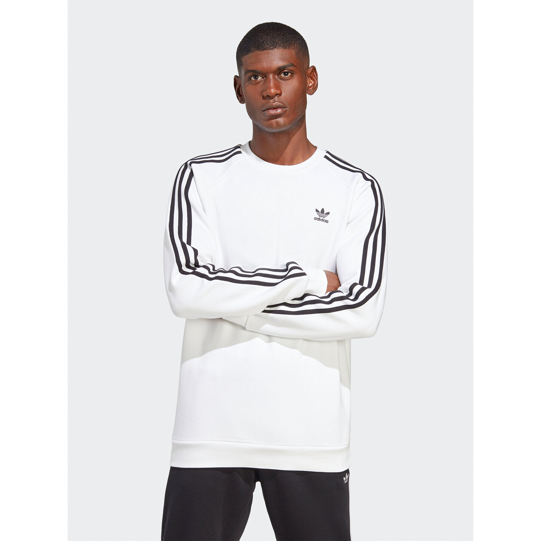 adidas Bluză Adicolor Classics 3-Stripes Crew Sweatshirt IA4862 Alb Regular Fit - Pled.ro