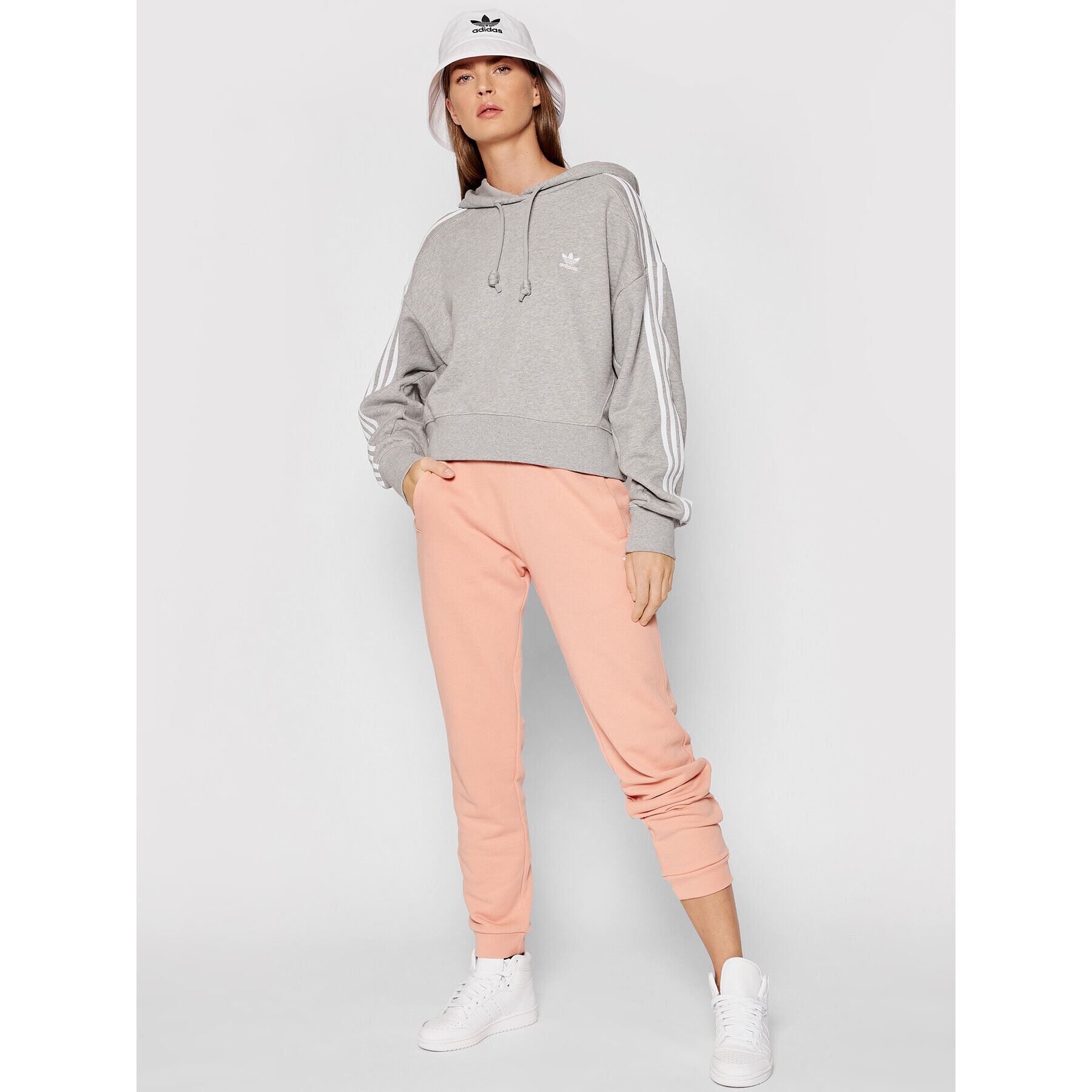 adidas Bluză adicolor Classics Crop H34615 Gri Relaxed Fit - Pled.ro