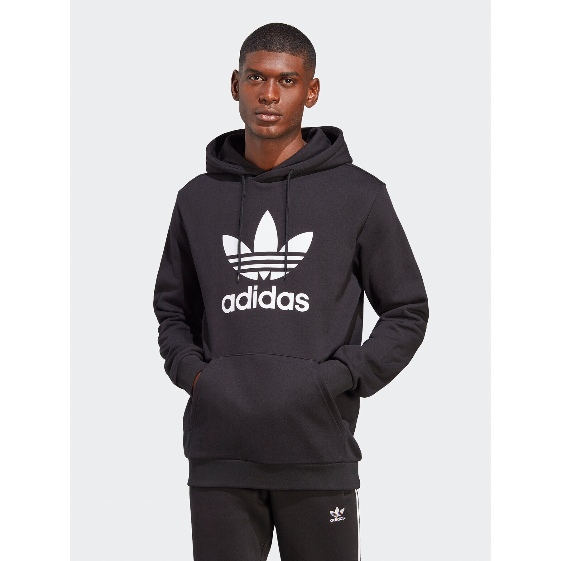 adidas Bluză adicolor Classics Trefoil IA4883 Negru Regular Fit - Pled.ro