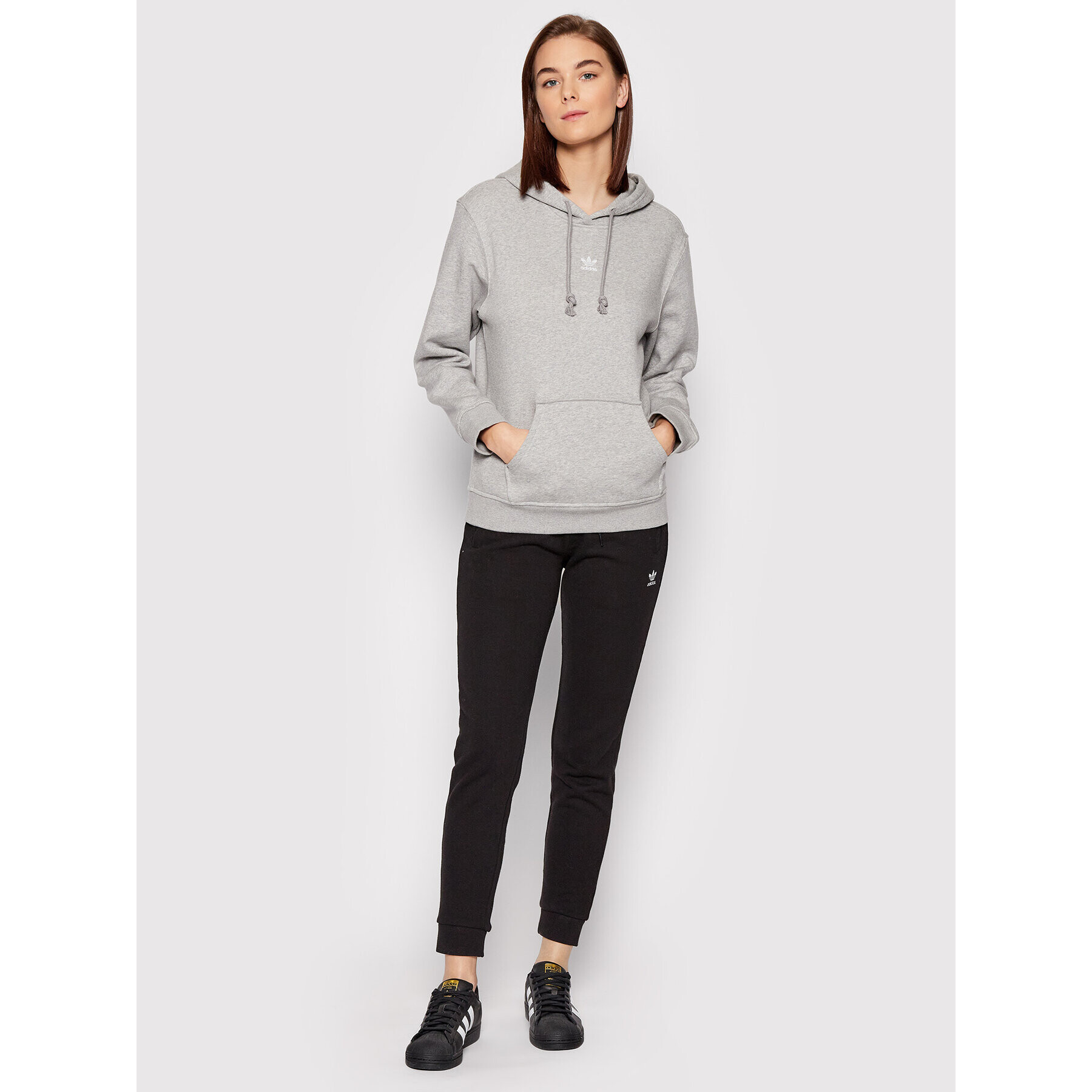 adidas Bluză adicolor Essentials Fleece HF7504 Gri Regular Fit - Pled.ro