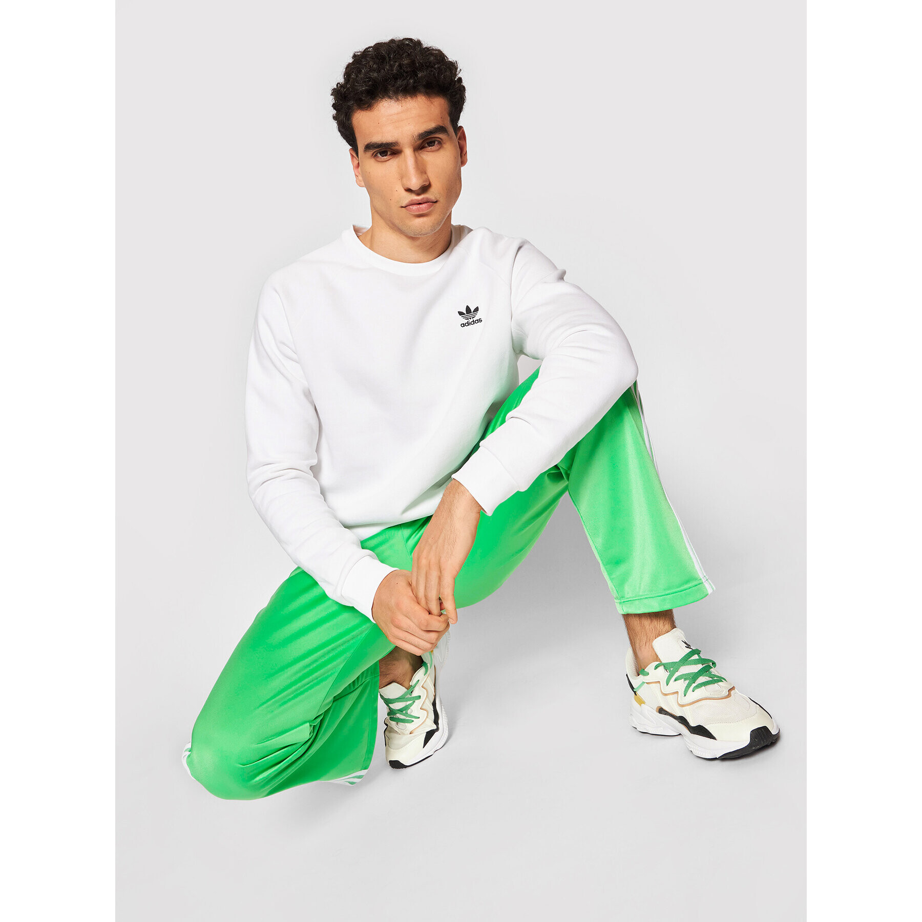 adidas Bluză adicolor Essentials Trefoil H34644 Alb Regular Fit - Pled.ro