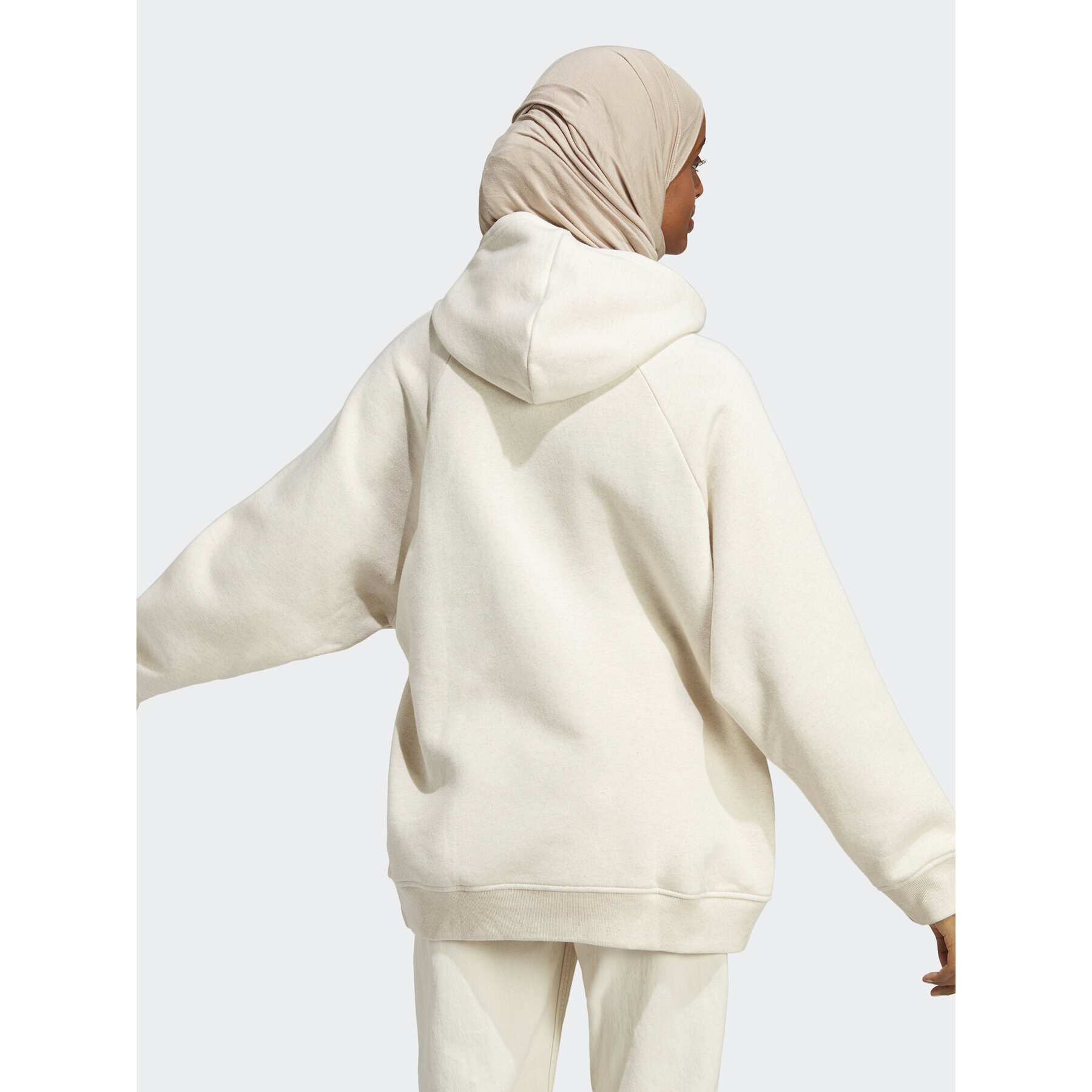 adidas Bluză ALL SZN Fleece IC6432 Écru Loose Fit - Pled.ro