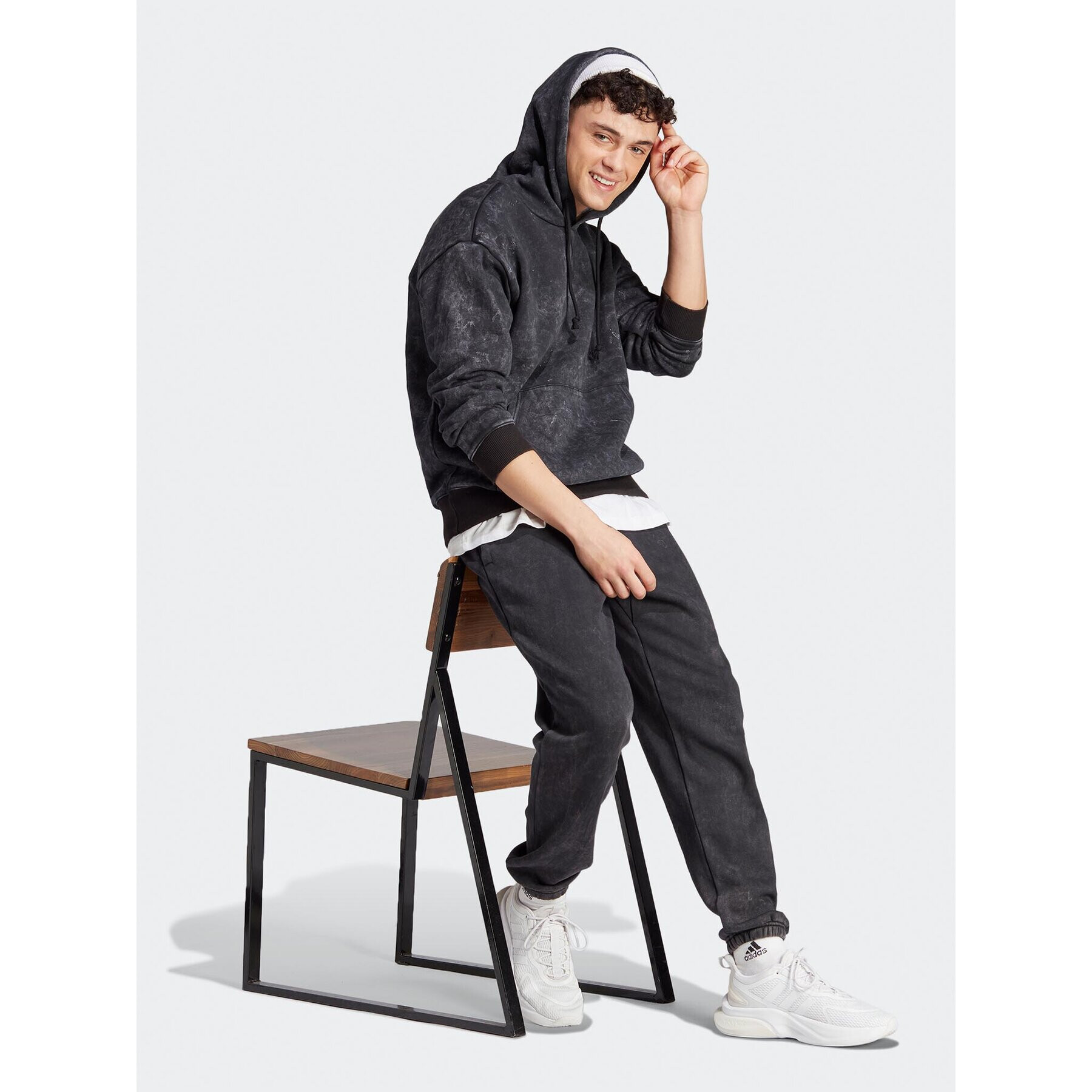 adidas Bluză ALL SZN Garment-Wash IJ6929 Negru Loose Fit - Pled.ro