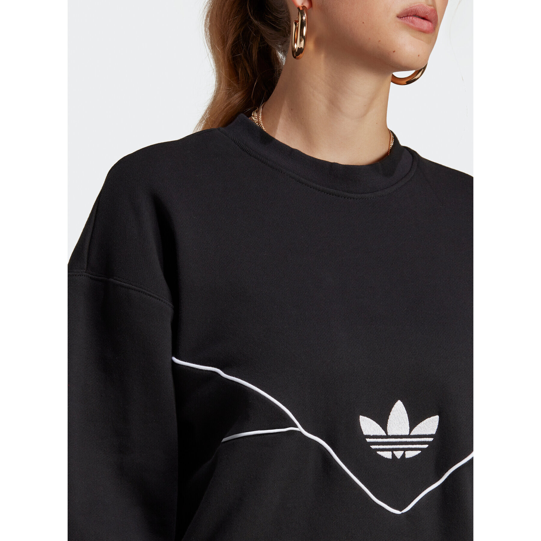 adidas Bluză Boyfriend Crew IB5750 Negru Regular Fit - Pled.ro