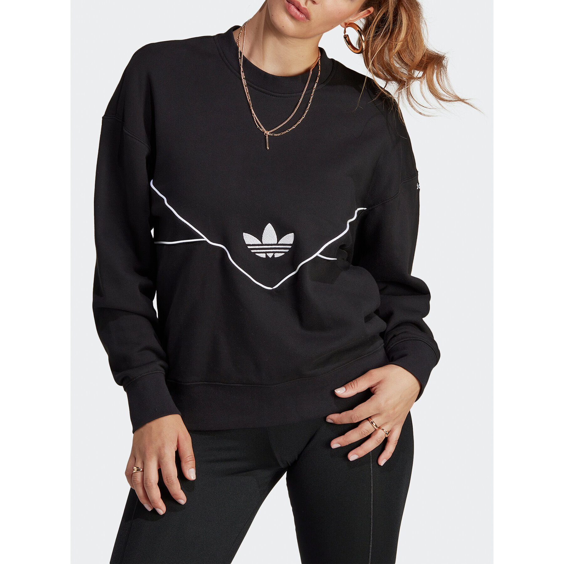 adidas Bluză Boyfriend Crew IB5750 Negru Regular Fit - Pled.ro