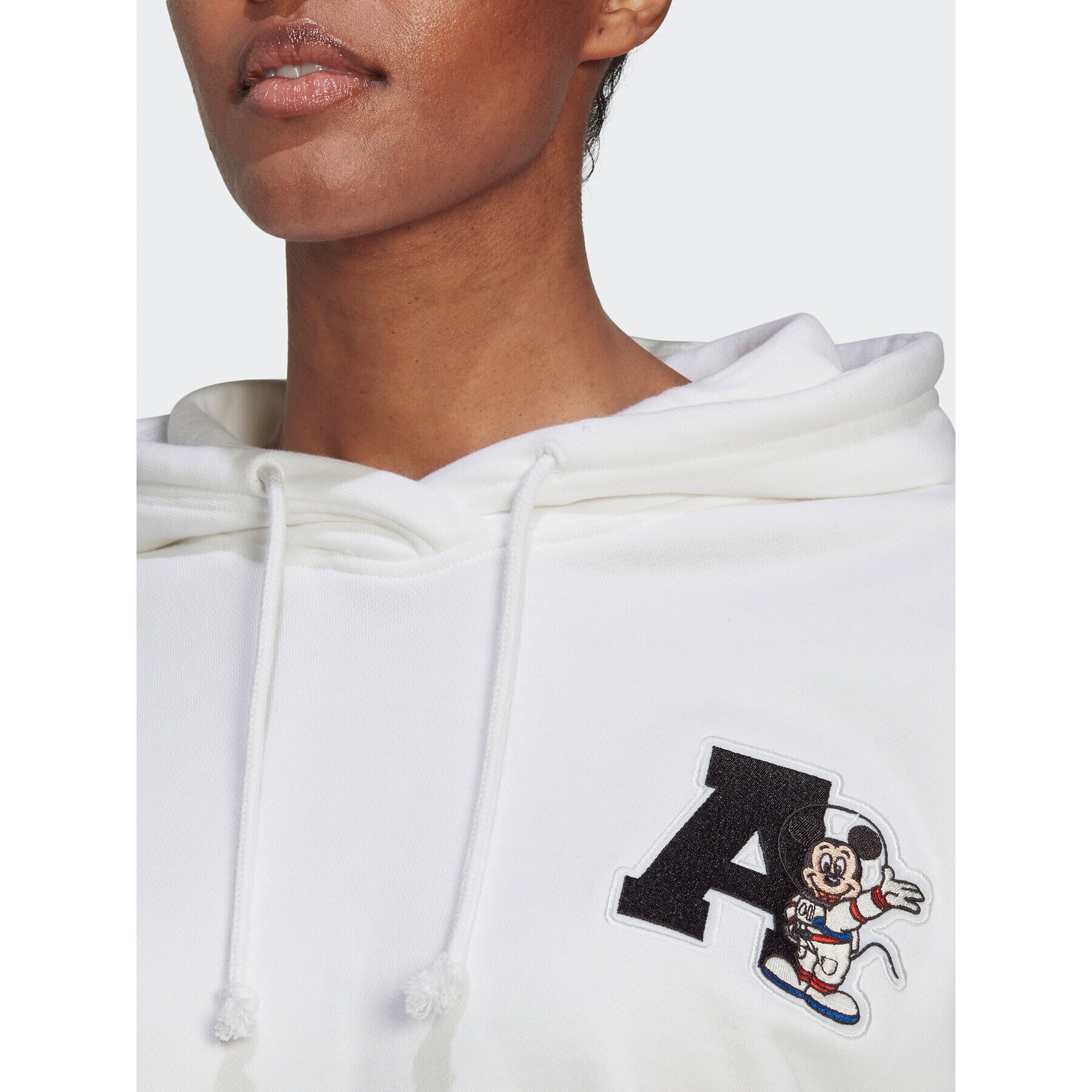 adidas Bluză Disney HL9055 Alb Loose Fit - Pled.ro