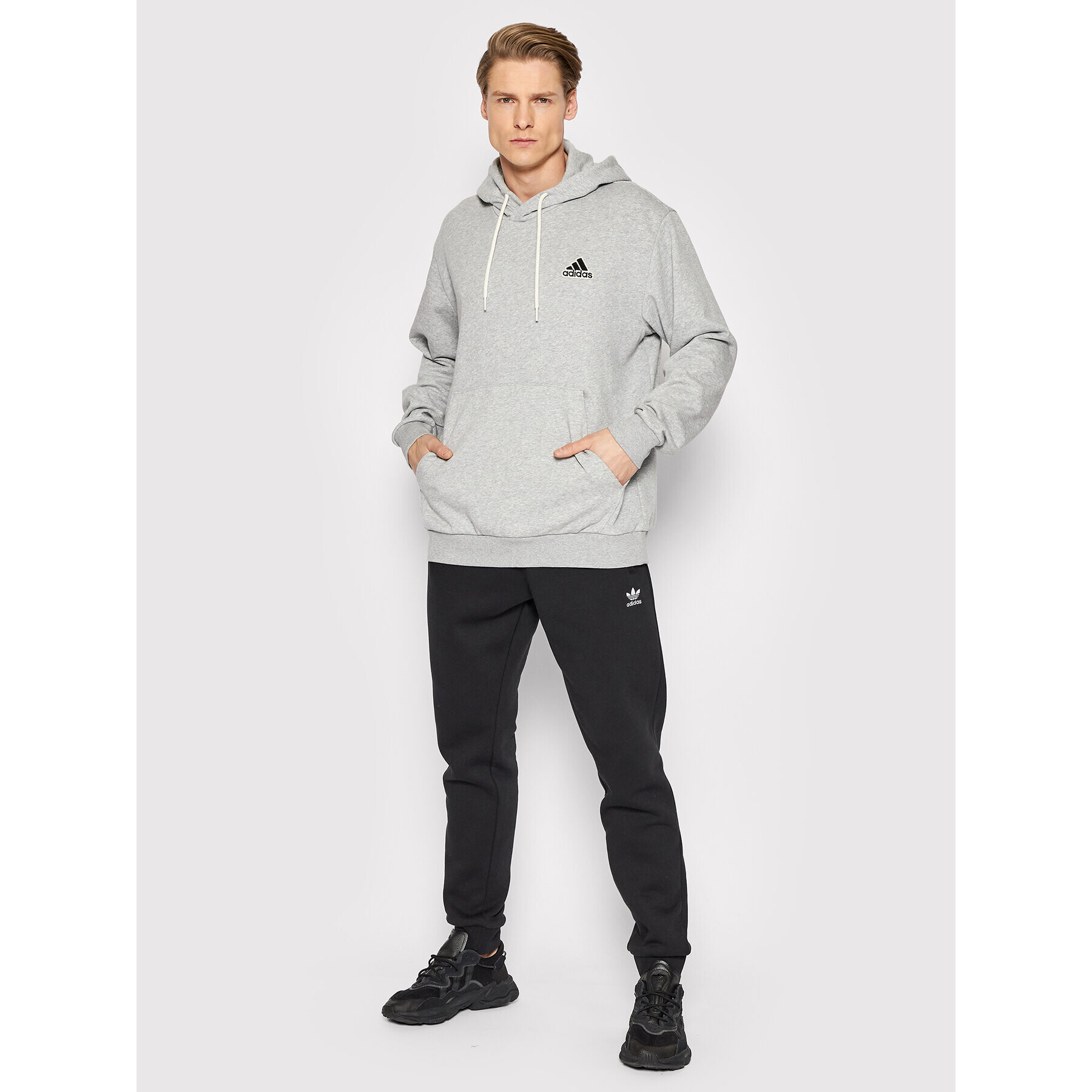 adidas Performance adidas Bluză Essentials FeelComfy HE4339 Gri Loose Fit - Pled.ro