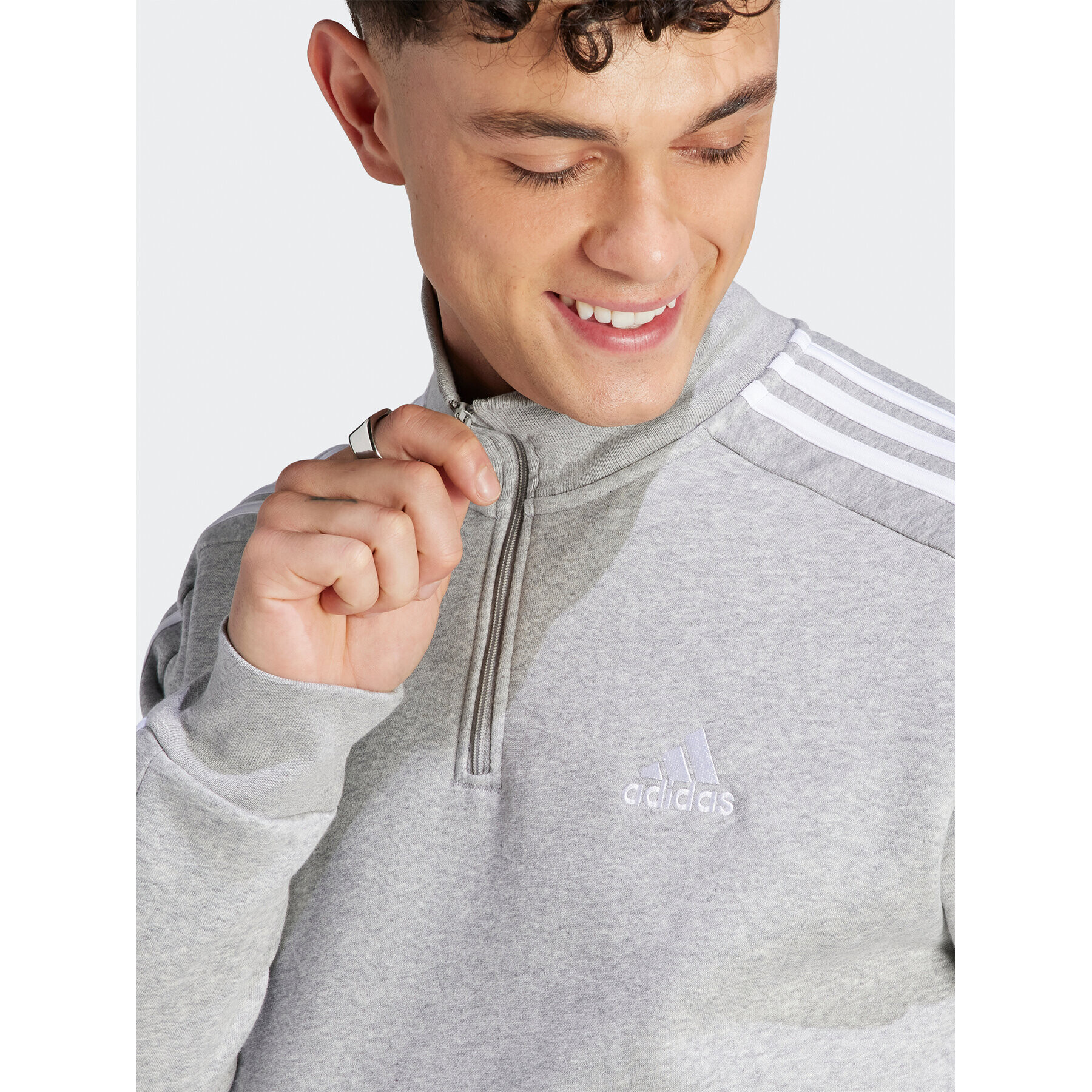 adidas Bluză Essentials Fleece 3-Stripes IJ8905 Gri Regular Fit - Pled.ro