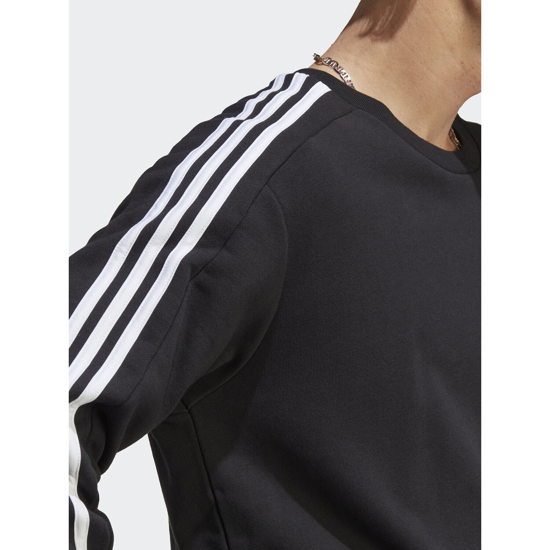 adidas Bluză Essentials IC9317 Negru Regular Fit - Pled.ro