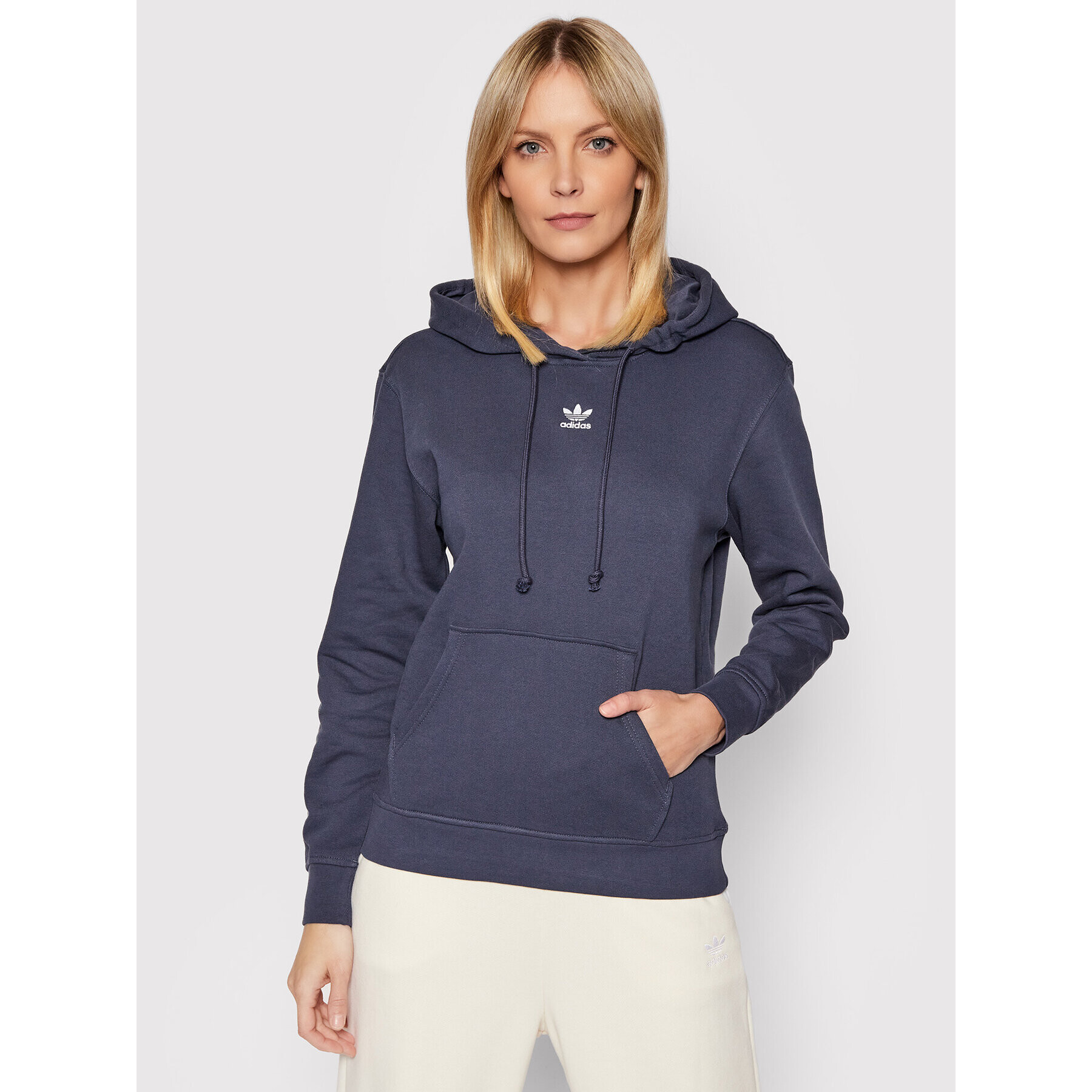 adidas Bluză Hoodie HF7509 Bleumarin Regular Fit - Pled.ro