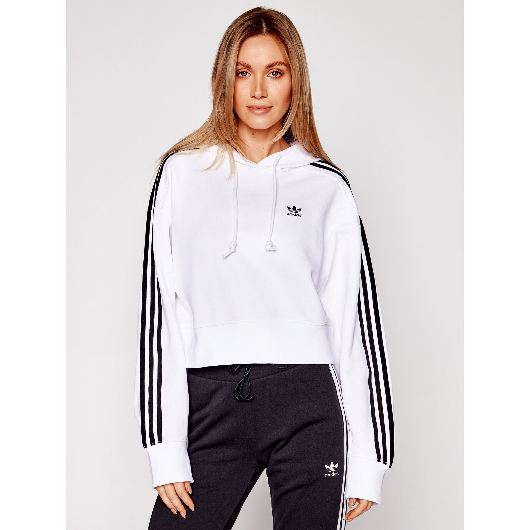 adidas Bluză Short Hoodie GN2891 Alb Standard Fit - Pled.ro