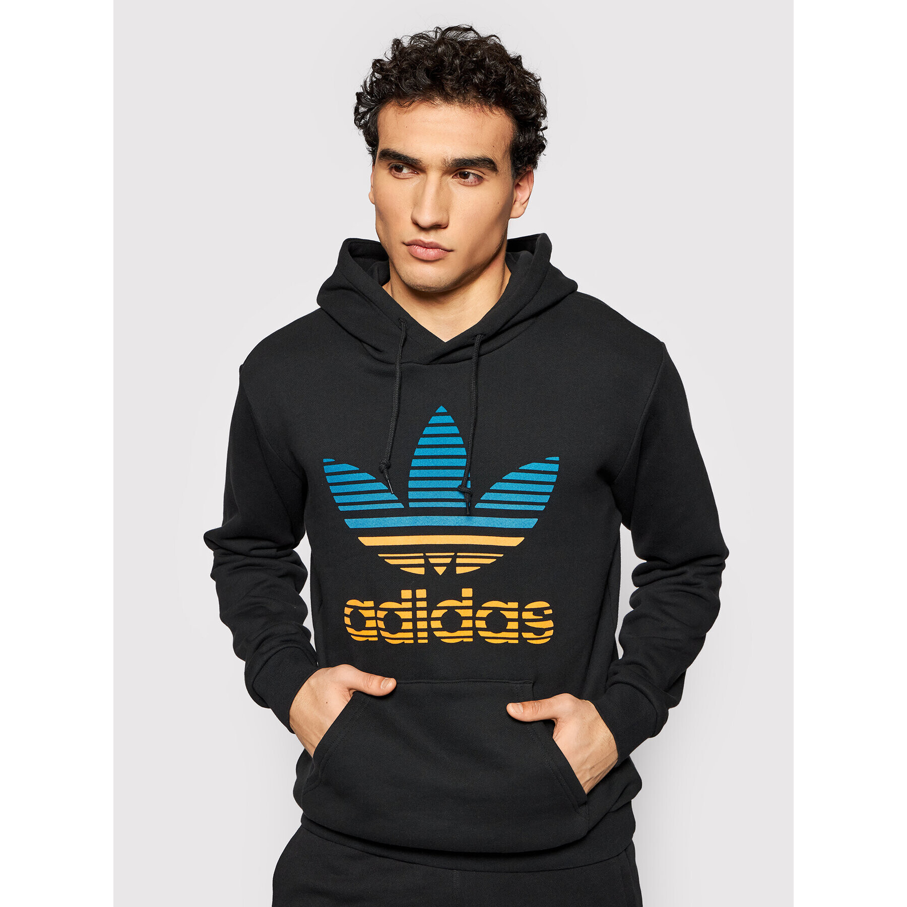 adidas Bluză Trefoil Ombré GP0158 Negru Regular Fit - Pled.ro