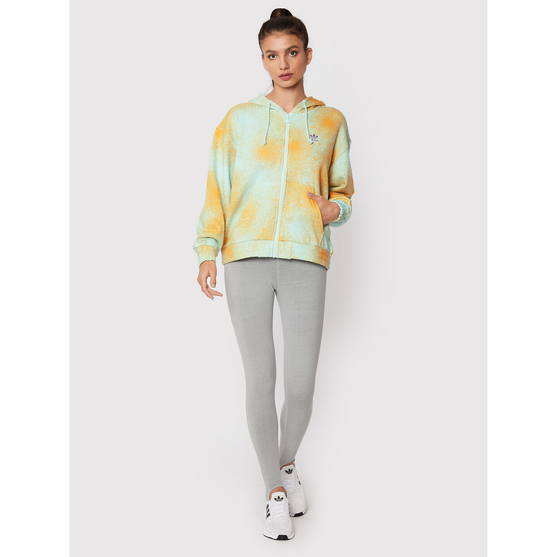 adidas Bluză Allover Print HL6612 Galben Relaxed Fit - Pled.ro