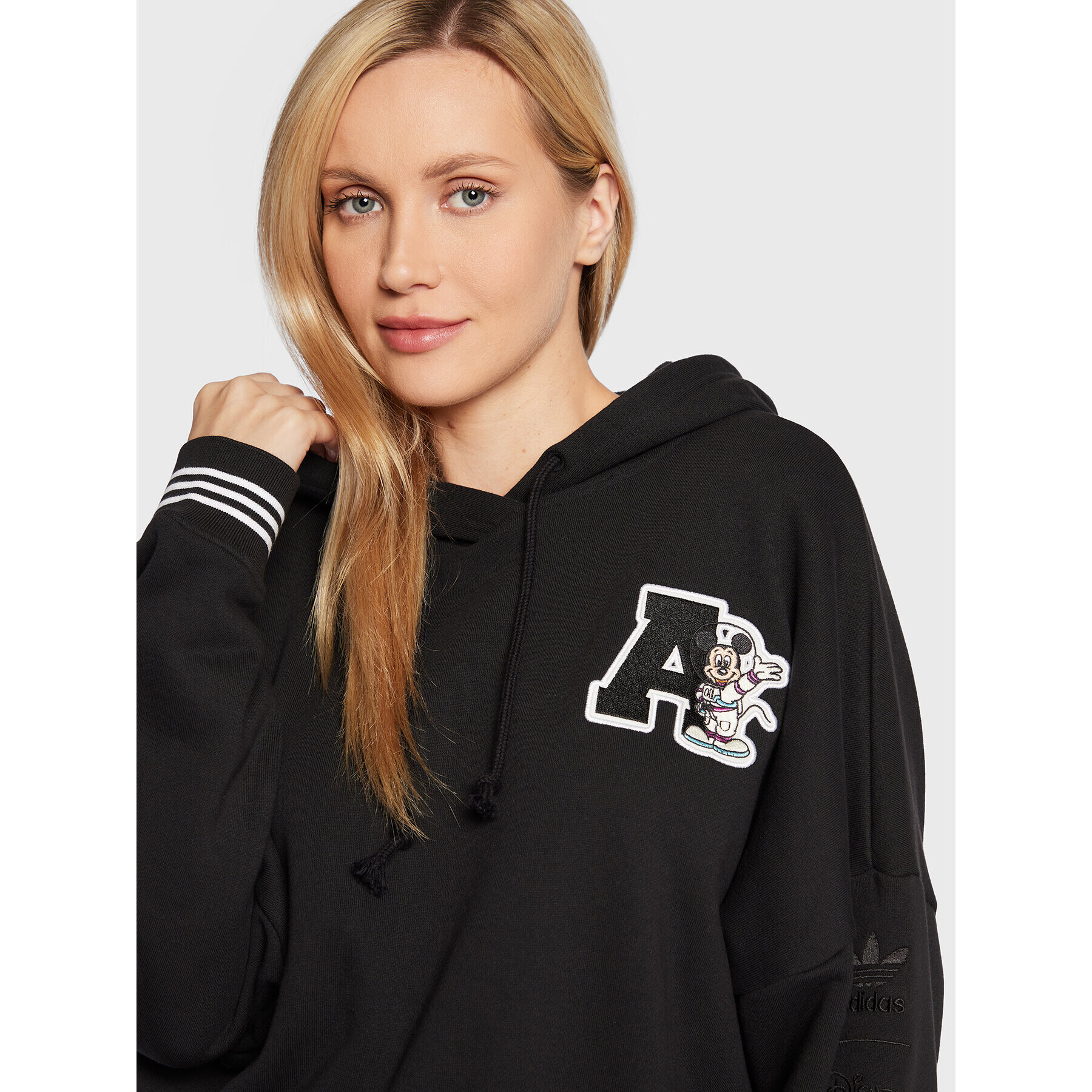 adidas Bluză Disney HL9054 Negru Loose Fit - Pled.ro