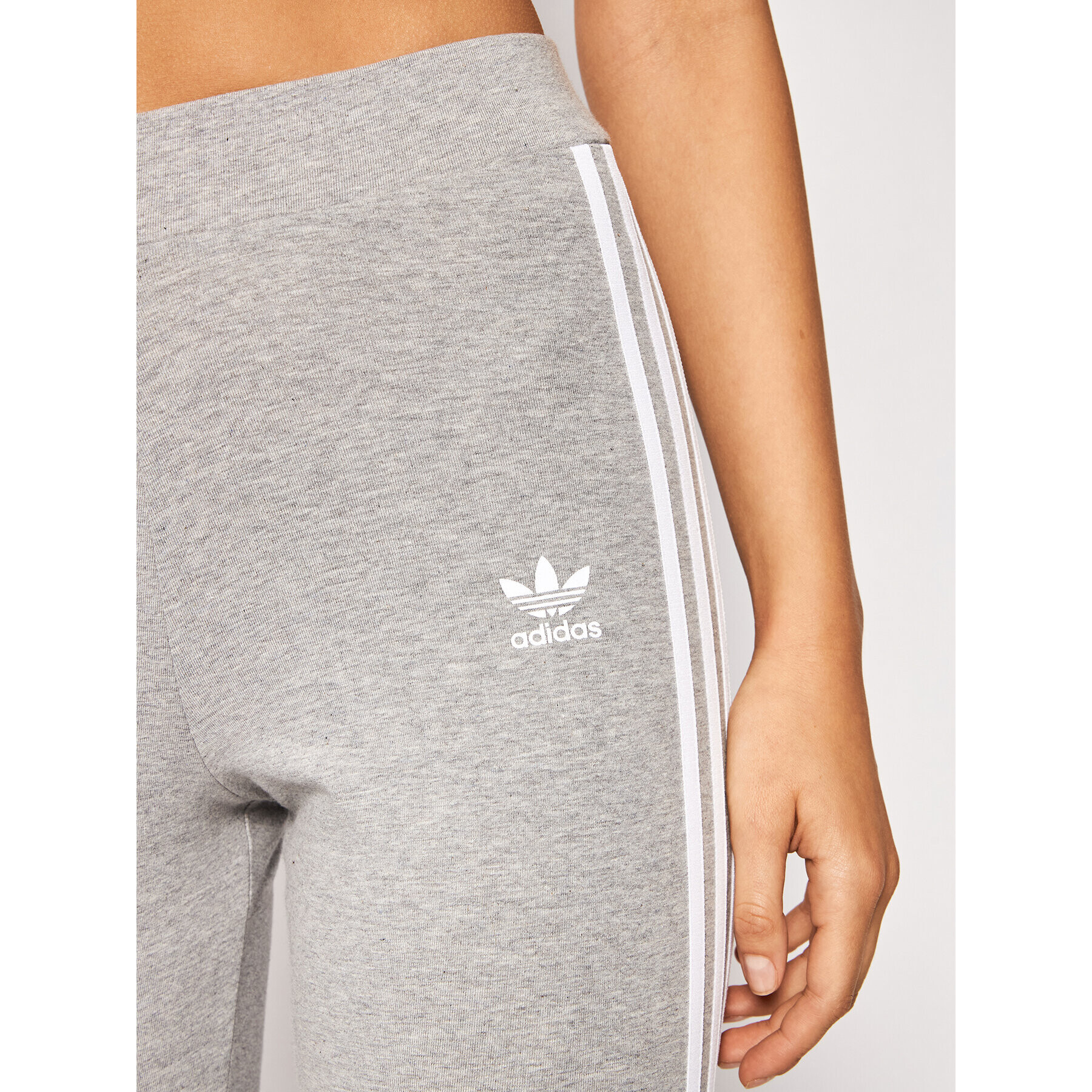 adidas Colanți adicolor Classics 3-Stripes H09425 Gri Tight Fit - Pled.ro