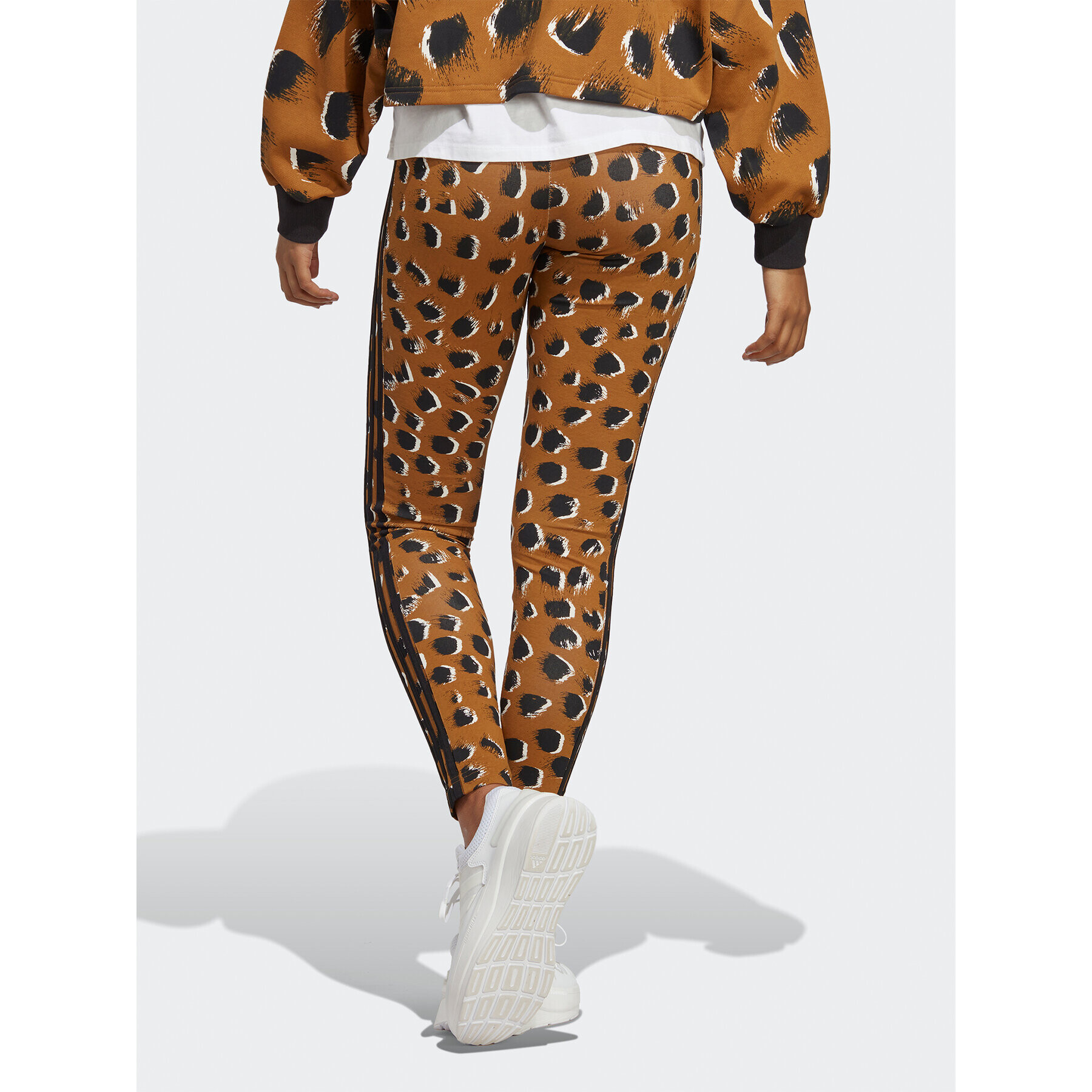 adidas Colanți Essentials 3-Stripes Animal Print Leggings IC8691 Maro - Pled.ro