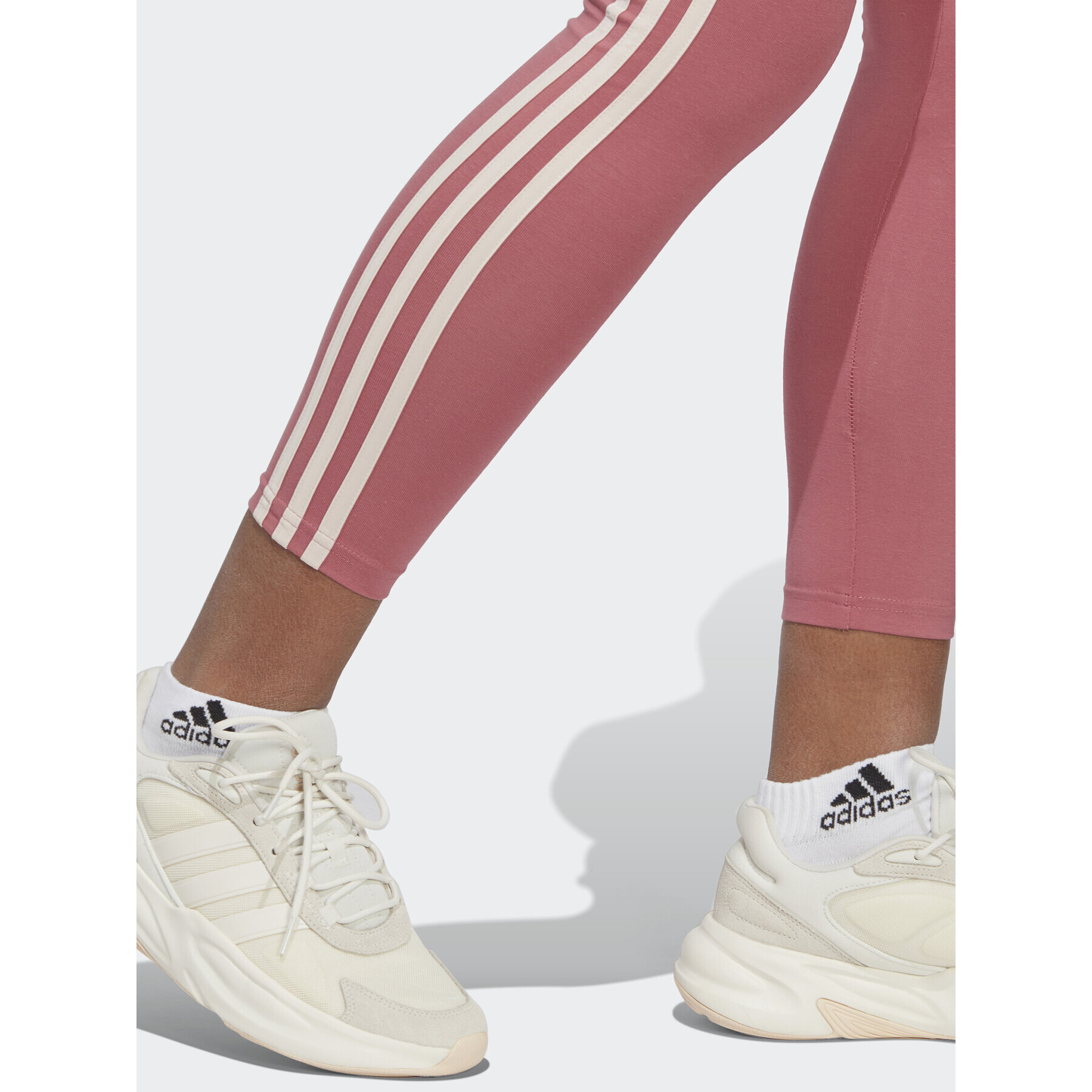 adidas Colanți Essentials 3-Stripes High-Waisted Single Jersey Leggings IC9902 Roz - Pled.ro