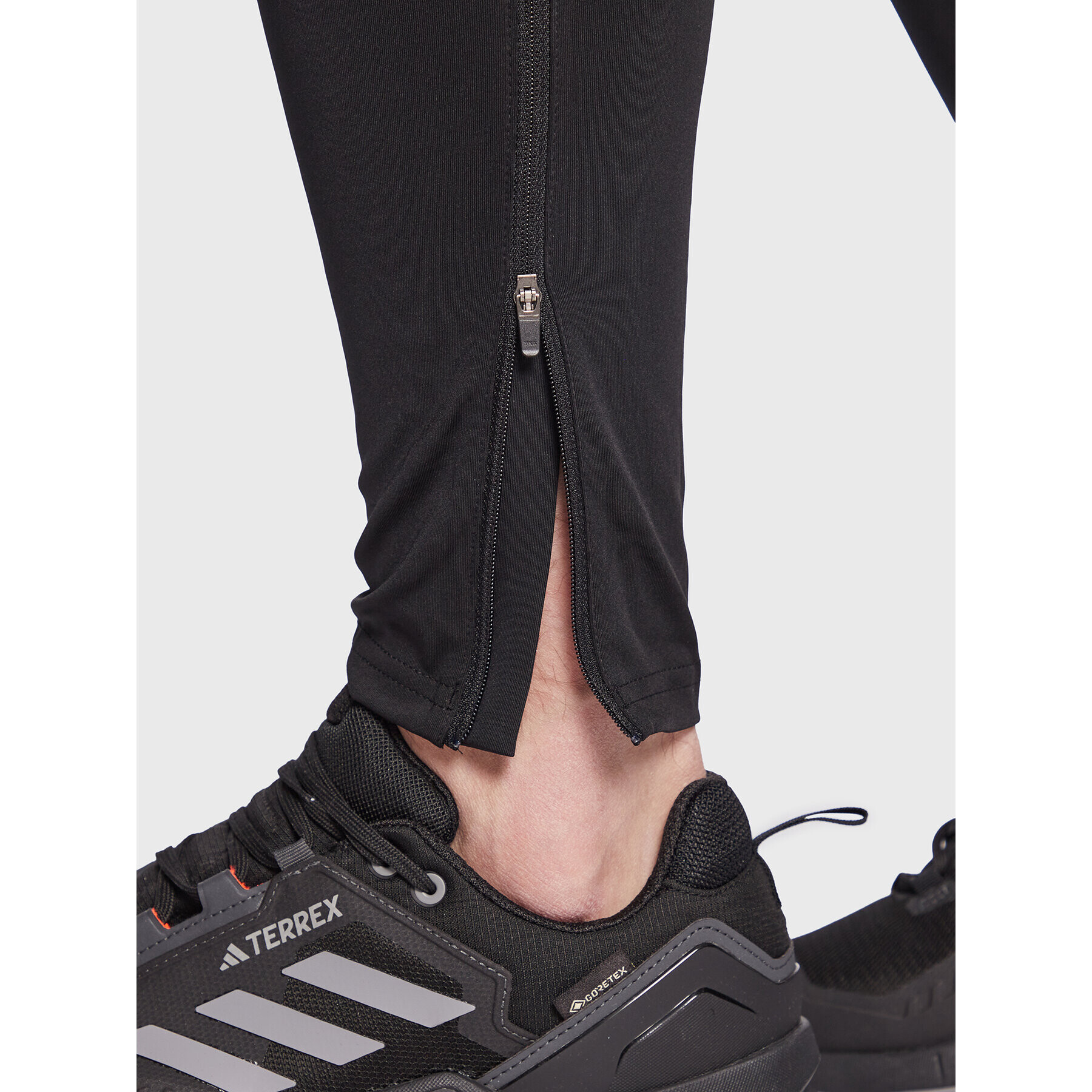 adidas Colanți Own the Run Leggings HM8444 Negru Fitted Fit - Pled.ro