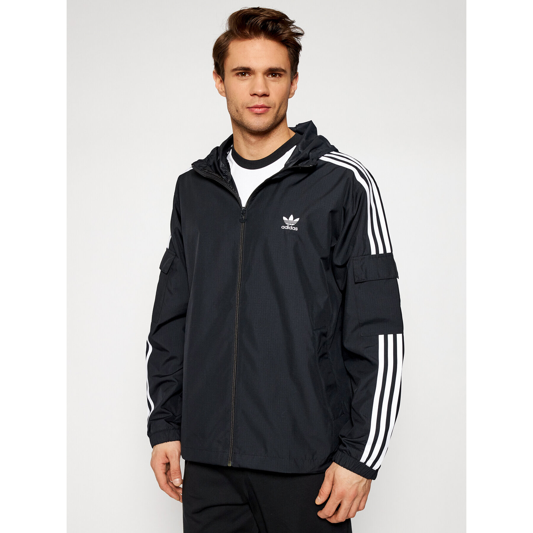 adidas Geacă de vânt adicolor Classics 3-Stripes GN3475 Negru Regular Fit - Pled.ro