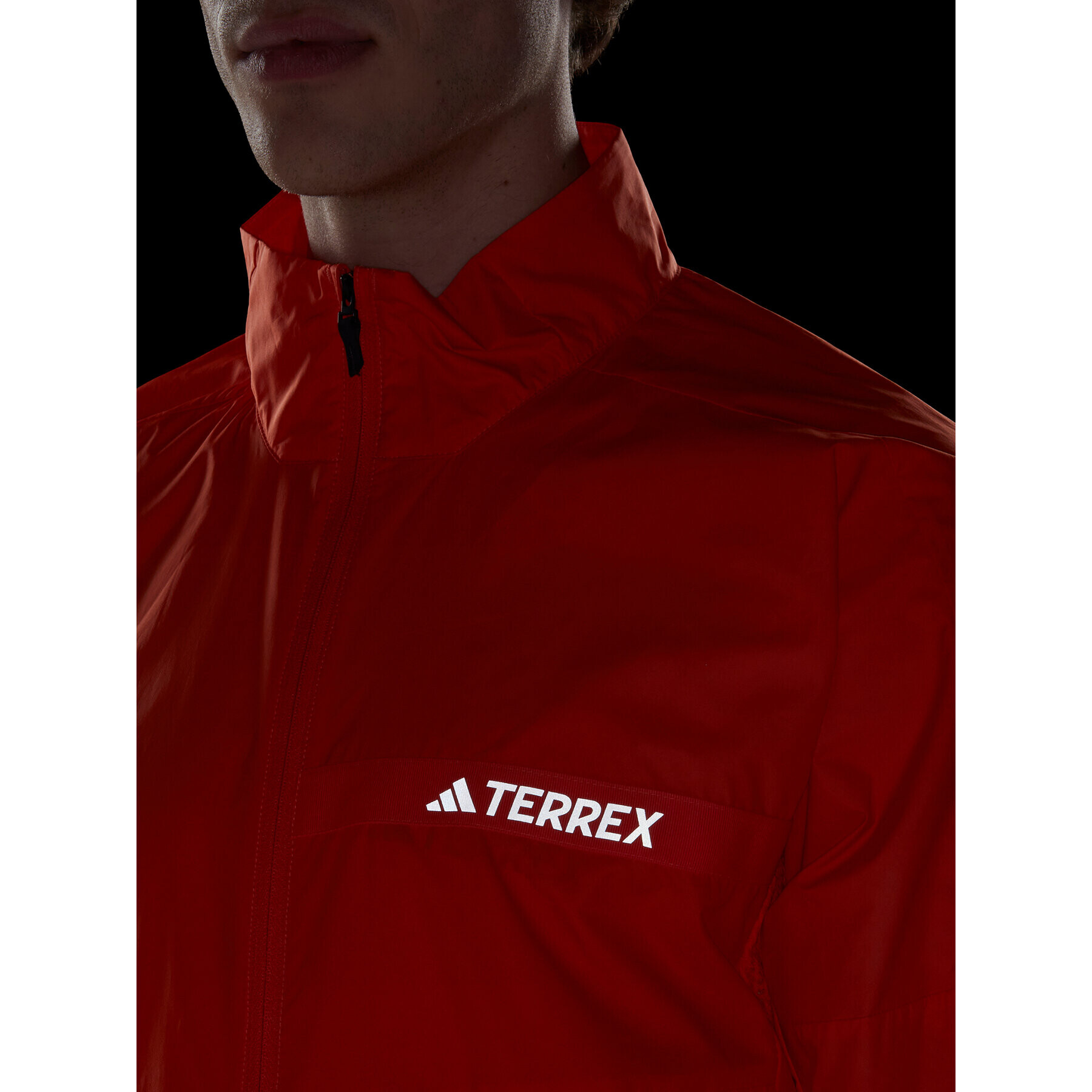 adidas Geacă de vânt Terrex Multi Windbreaker HM4027 Portocaliu Regular Fit - Pled.ro